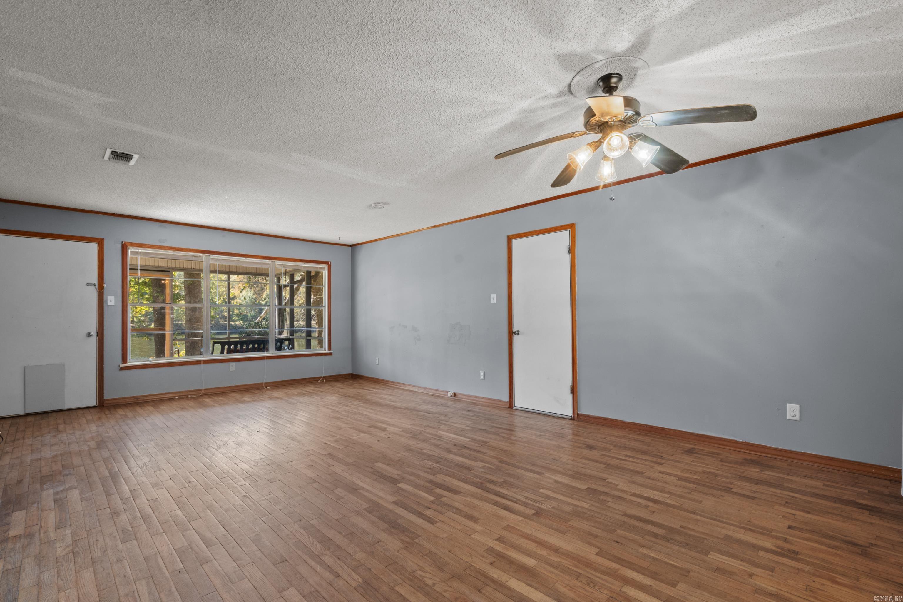 131 Snug Harbor  Hot Springs, AR