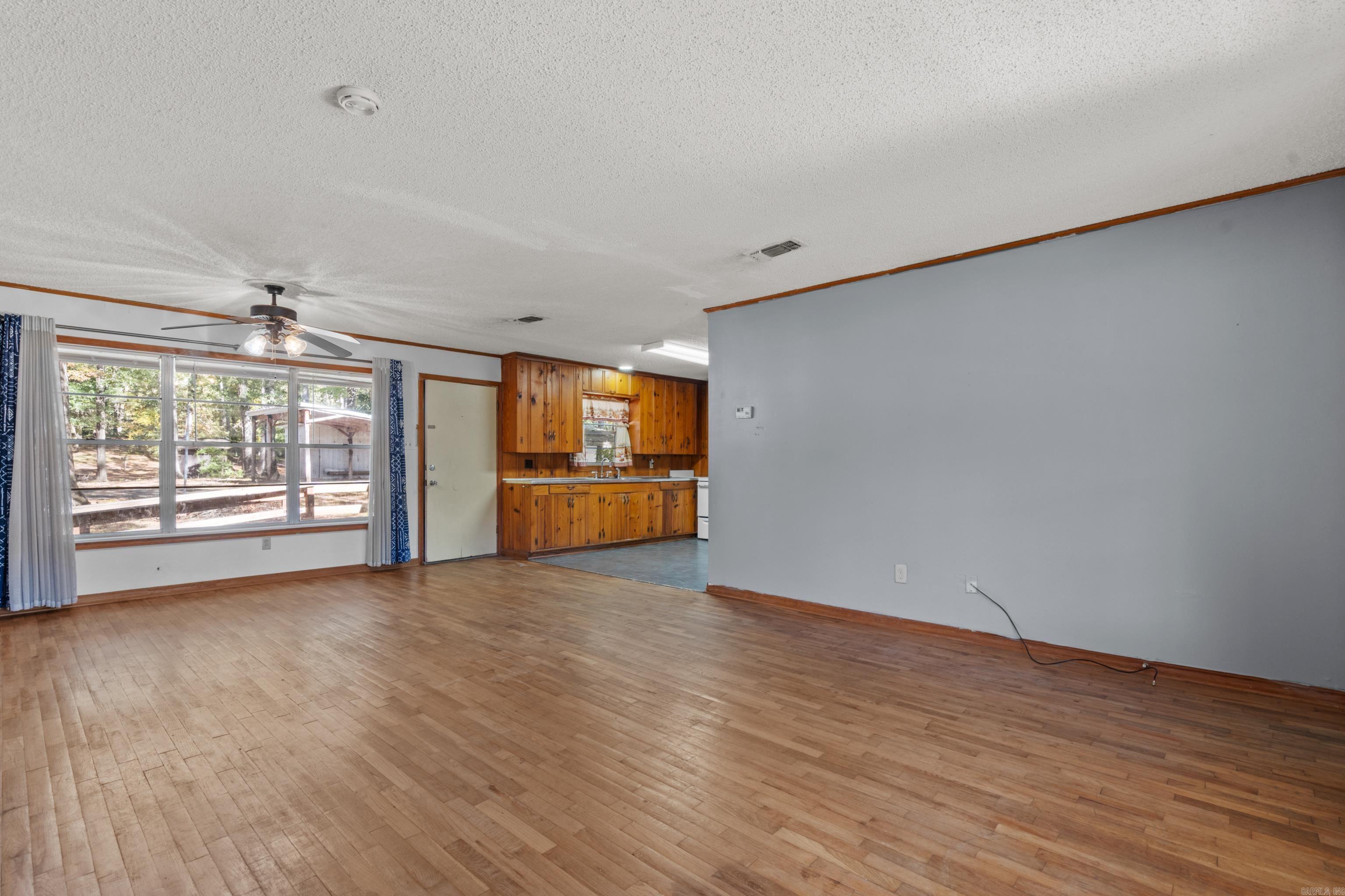 131 Snug Harbor  Hot Springs, AR