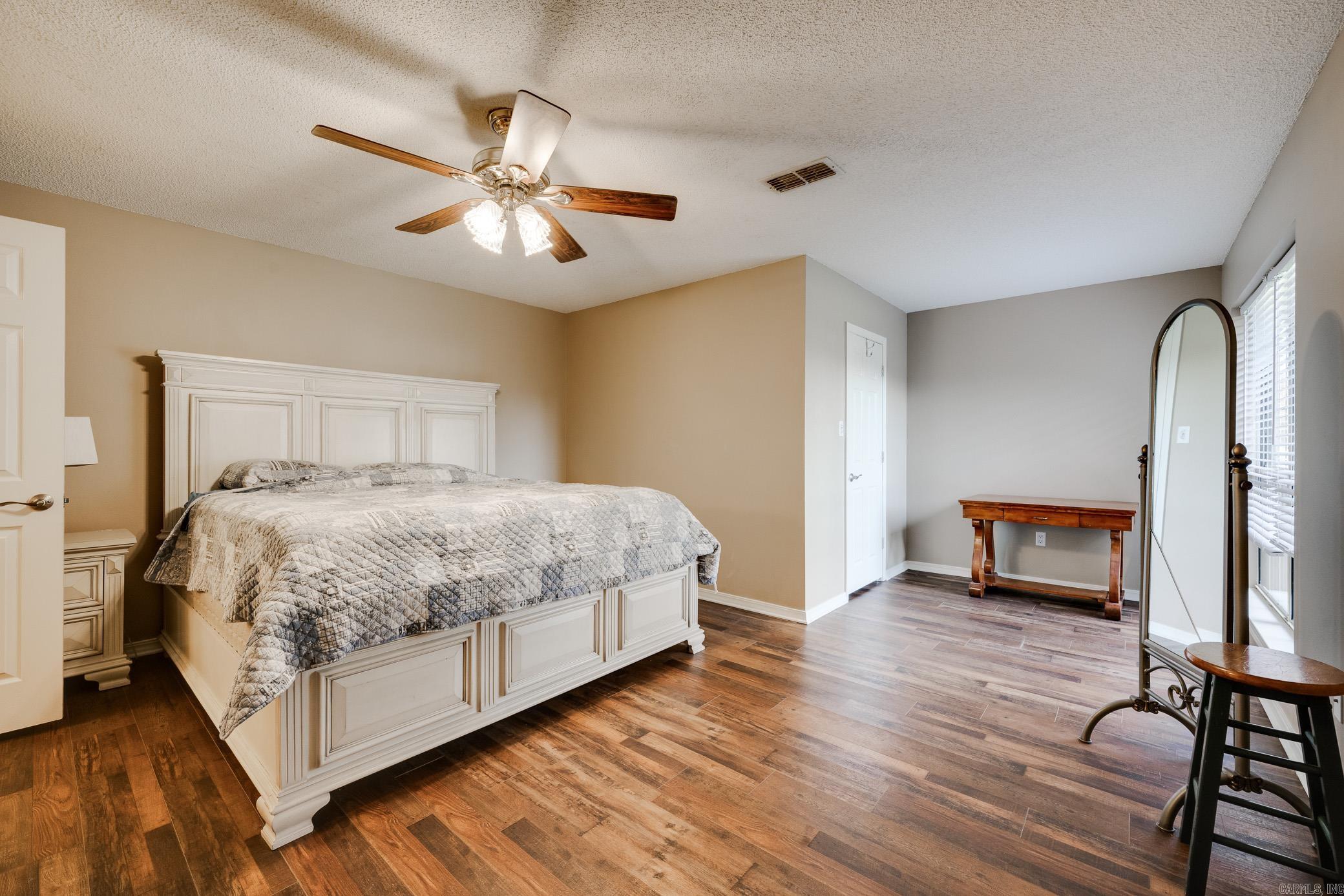 24 Darrell Street Vilonia, AR 72173