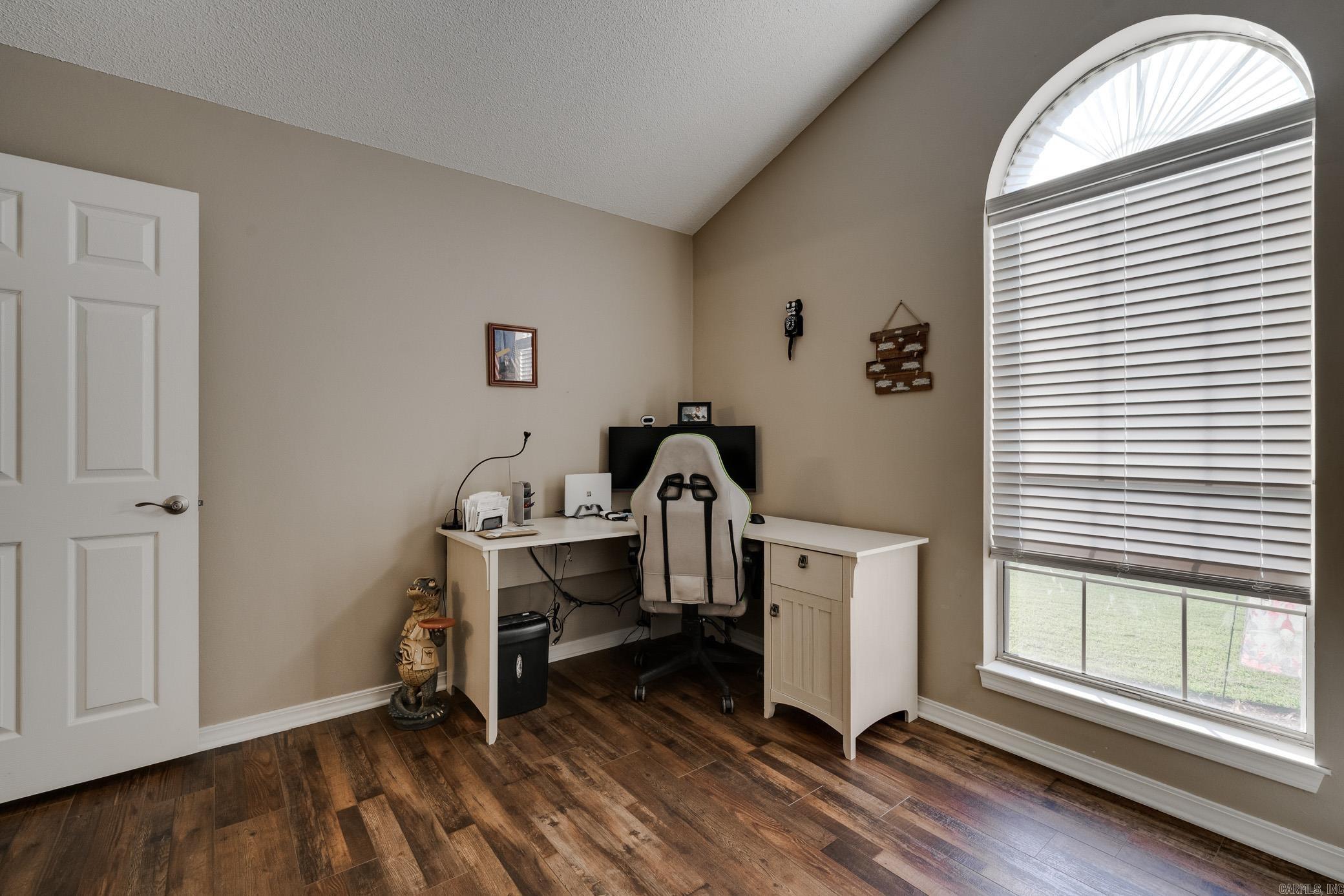 24 Darrell Street Vilonia, AR 72173