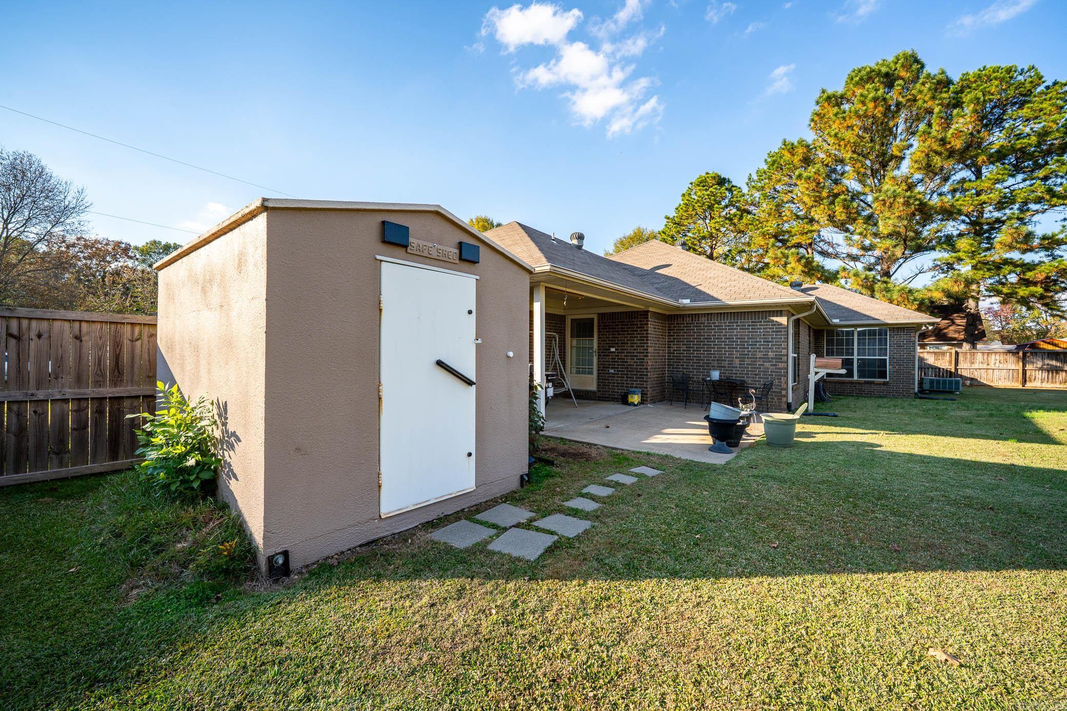 24 Darrell Street Vilonia, AR 72173