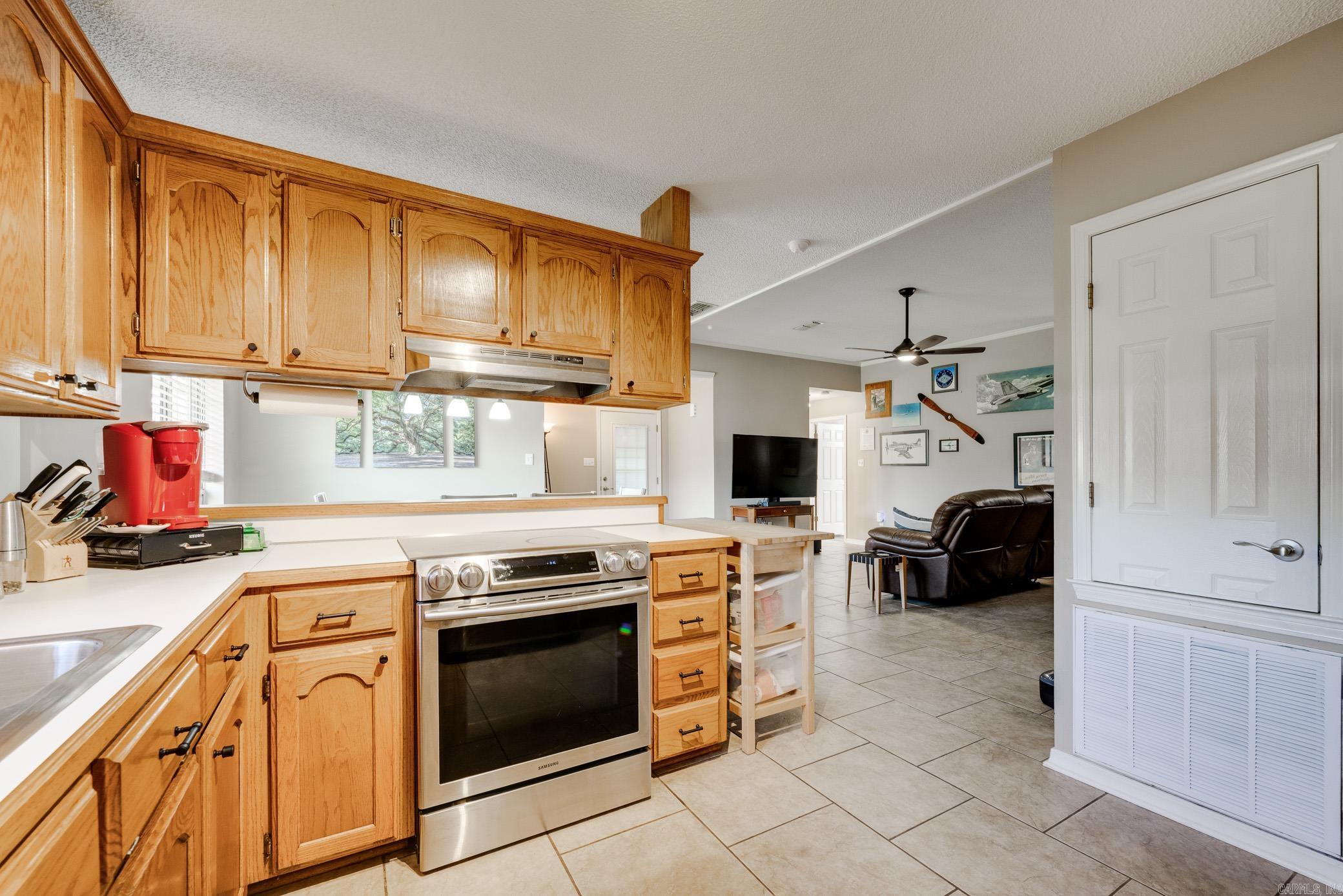 24 Darrell Street Vilonia, AR 72173