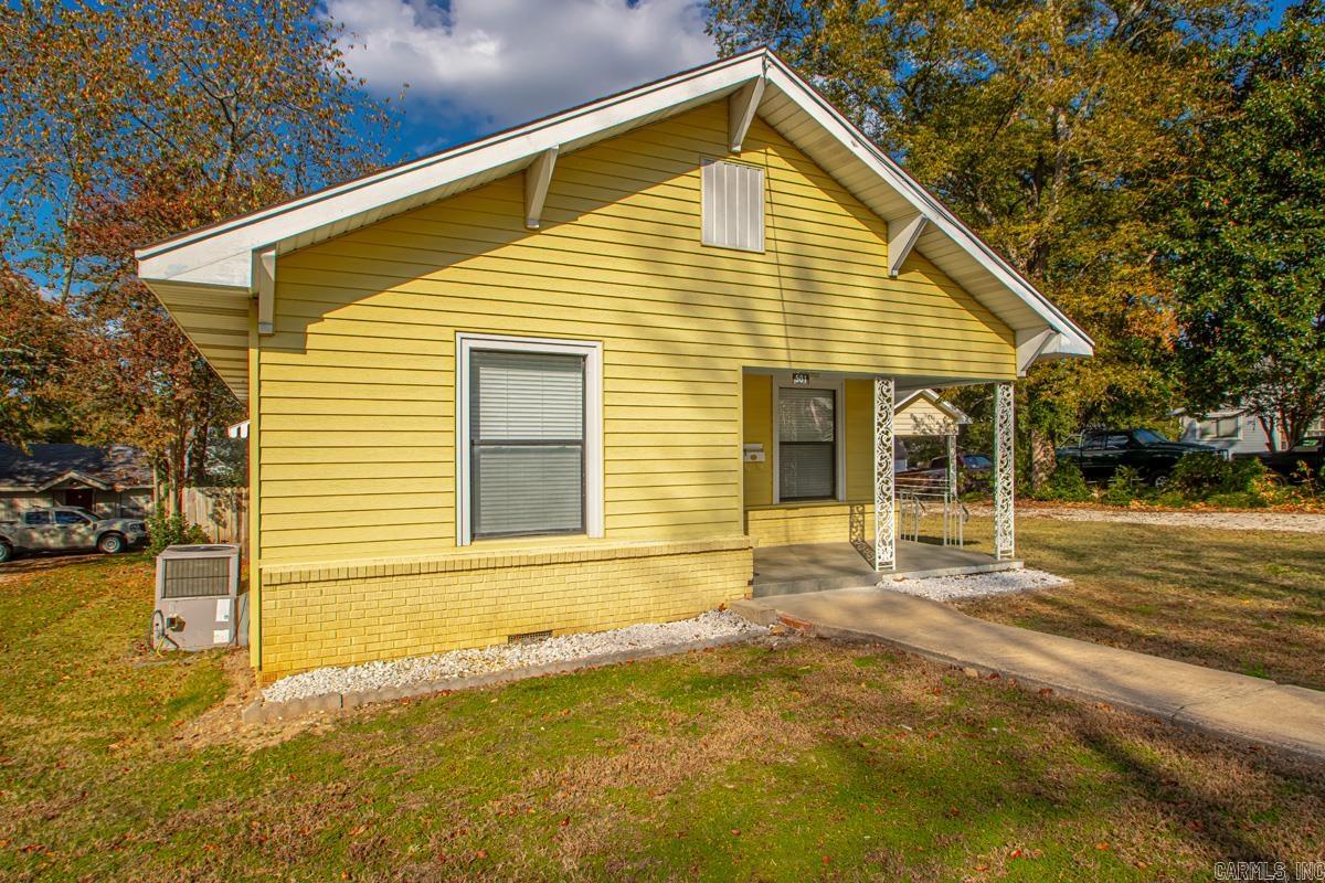 501 W Conway Street Benton, AR 72015