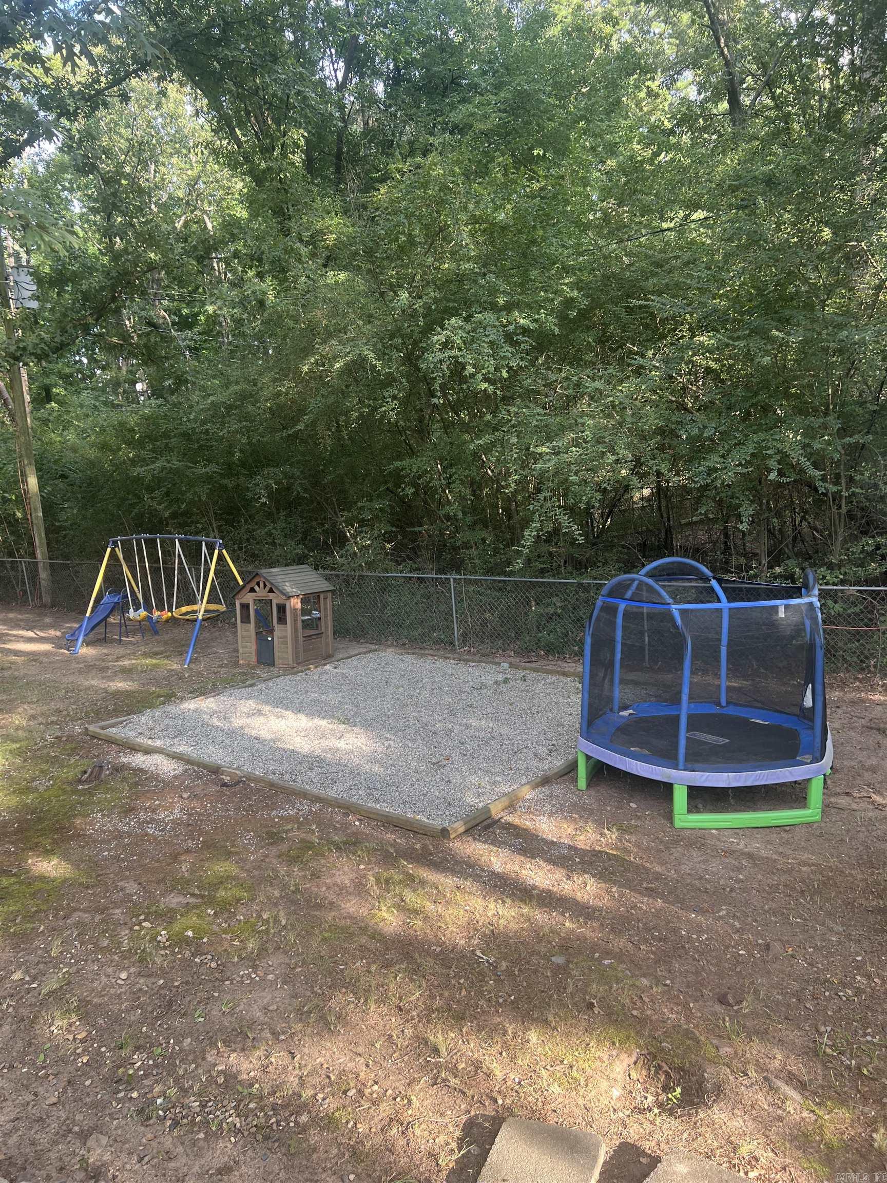 3 Woodhill Court Little Rock, AR 72211