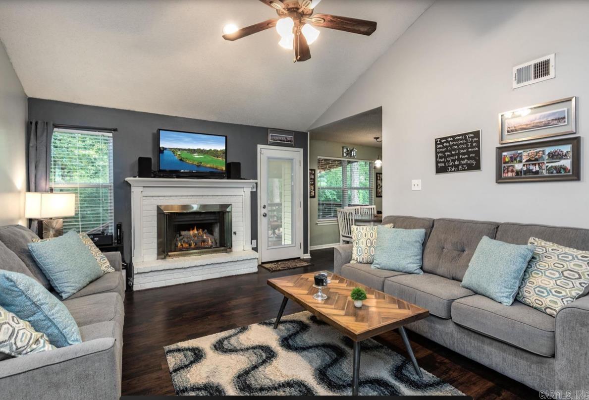 3 Woodhill Court Little Rock, AR 72211