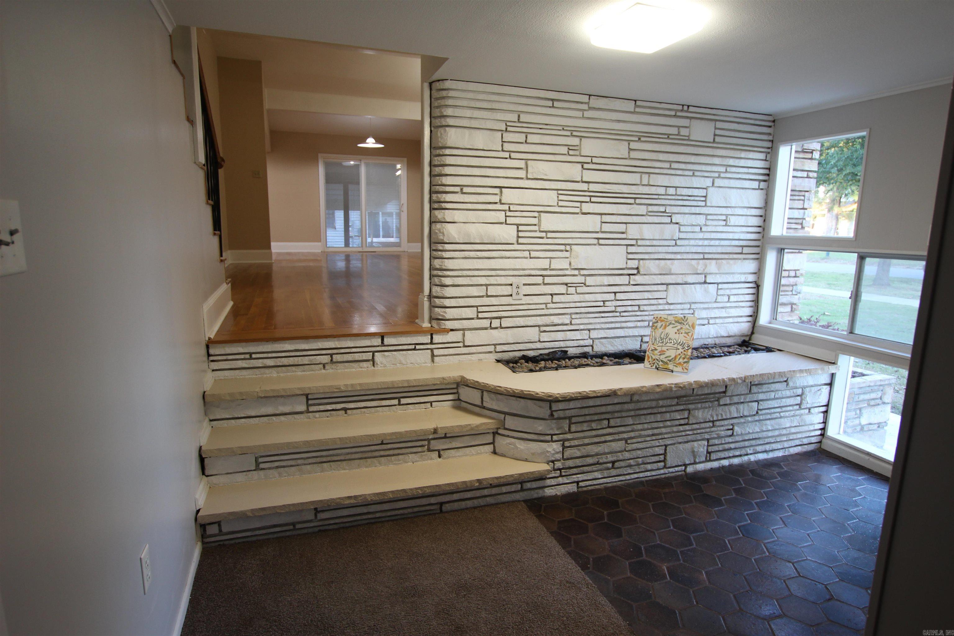 918 S Erie  Russellville, AR