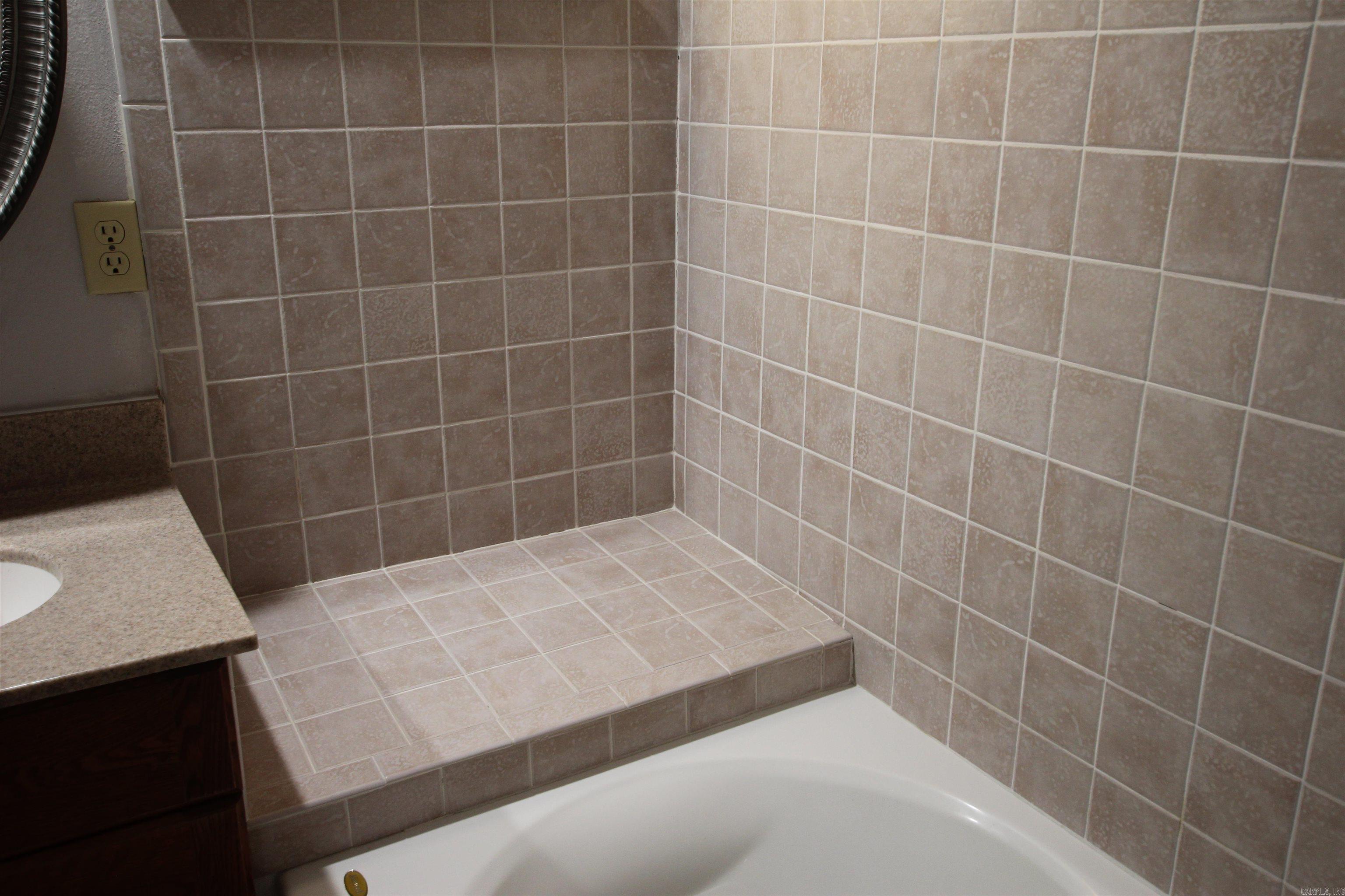 918 S Erie  Russellville, AR