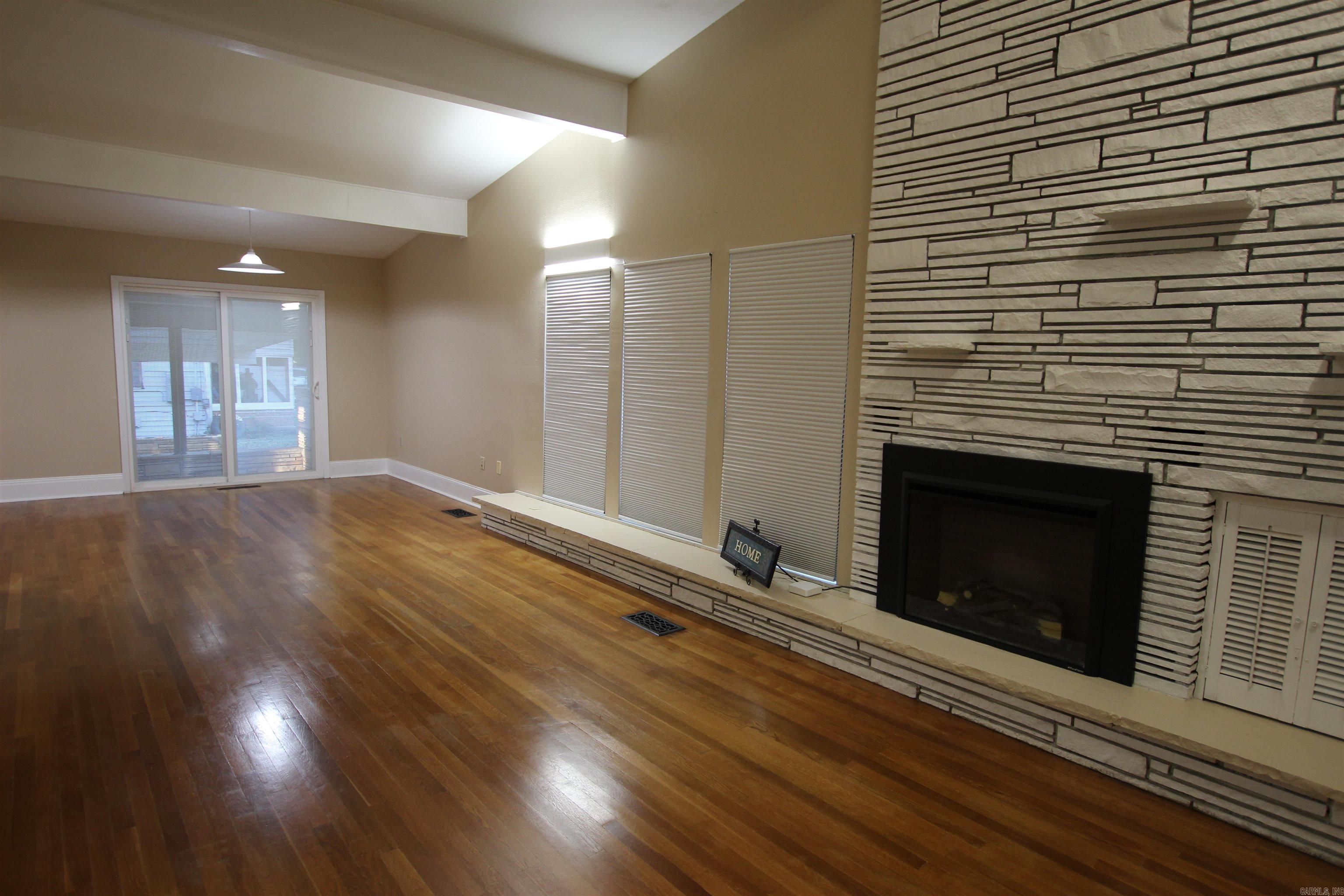 918 S Erie  Russellville, AR