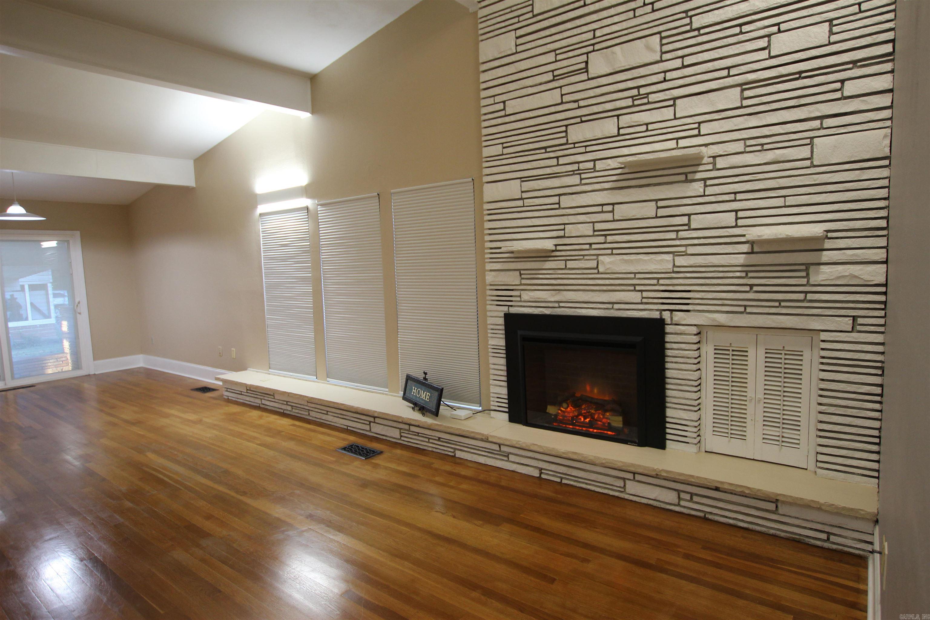 918 S Erie  Russellville, AR