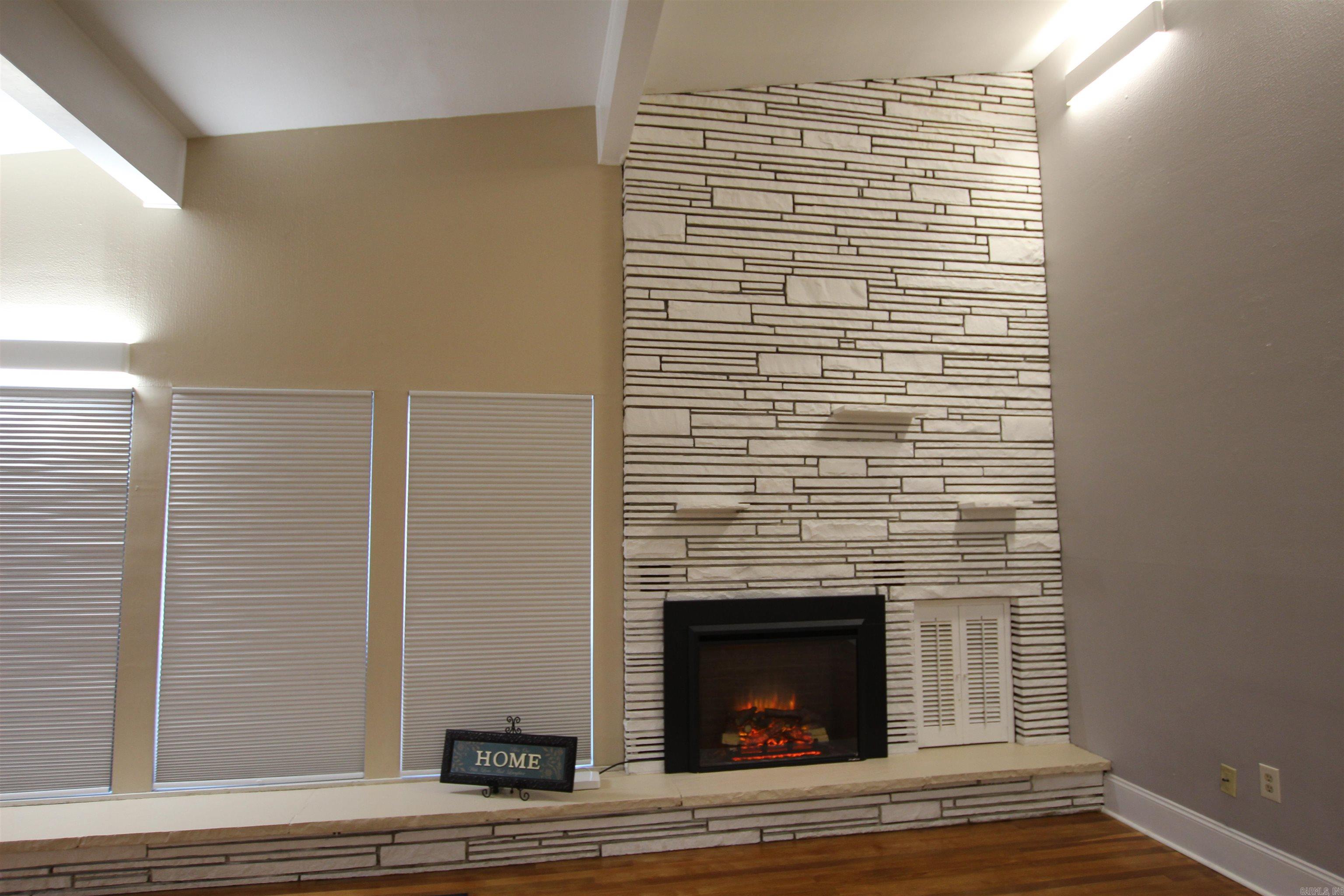 918 S Erie  Russellville, AR