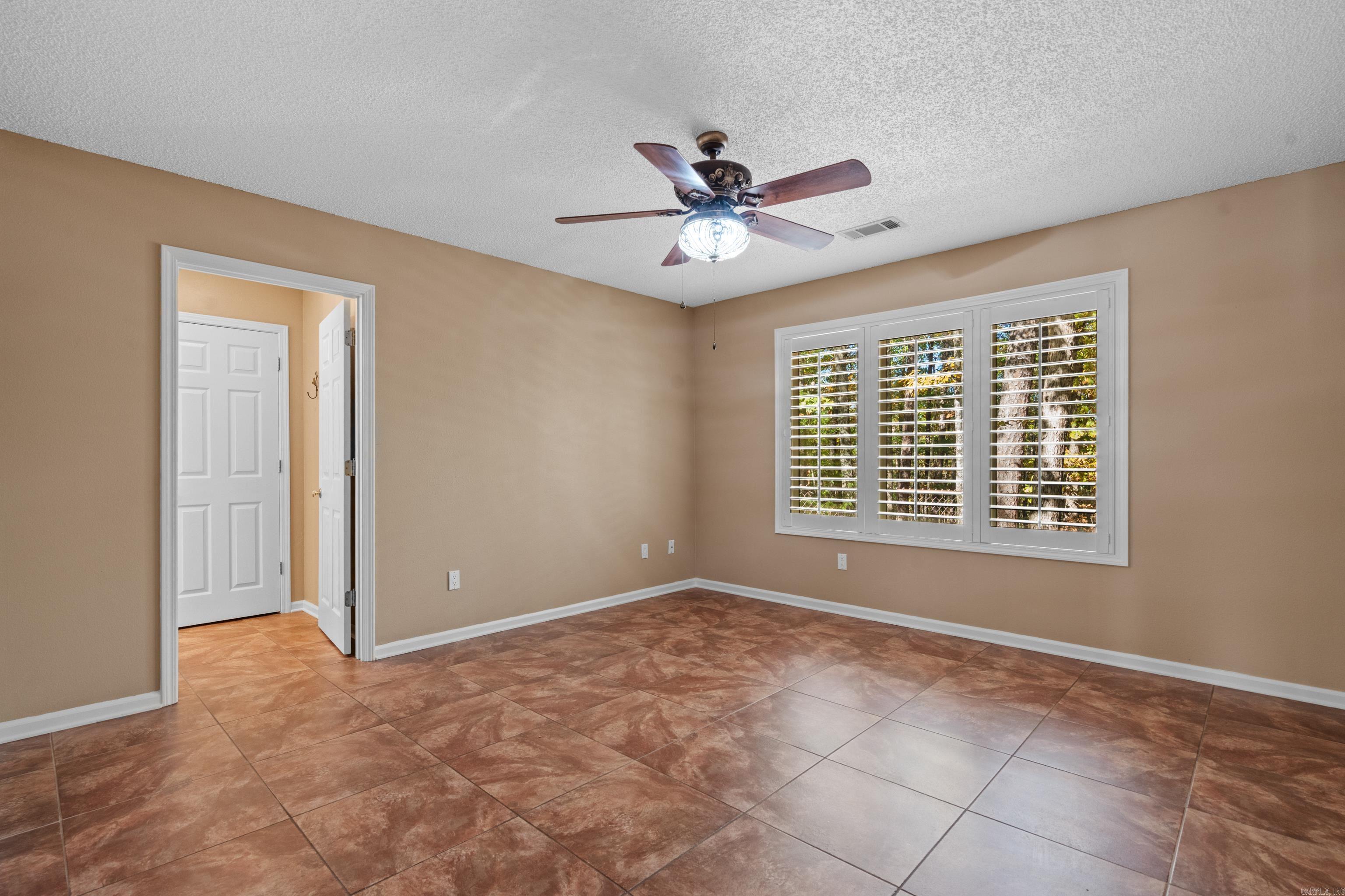 1 Alava  Hot Springs Village, AR