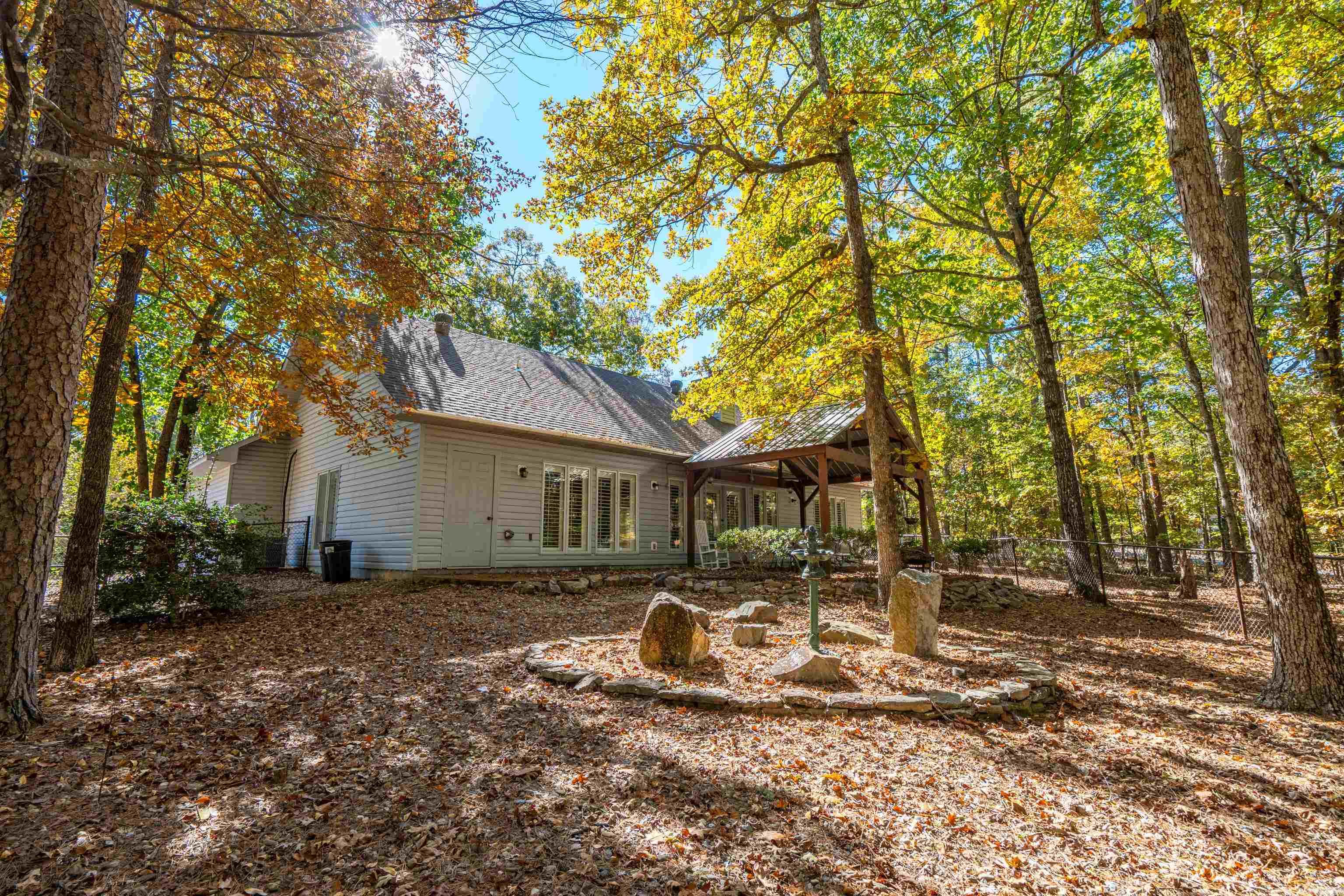 1 Alava  Hot Springs Village, AR