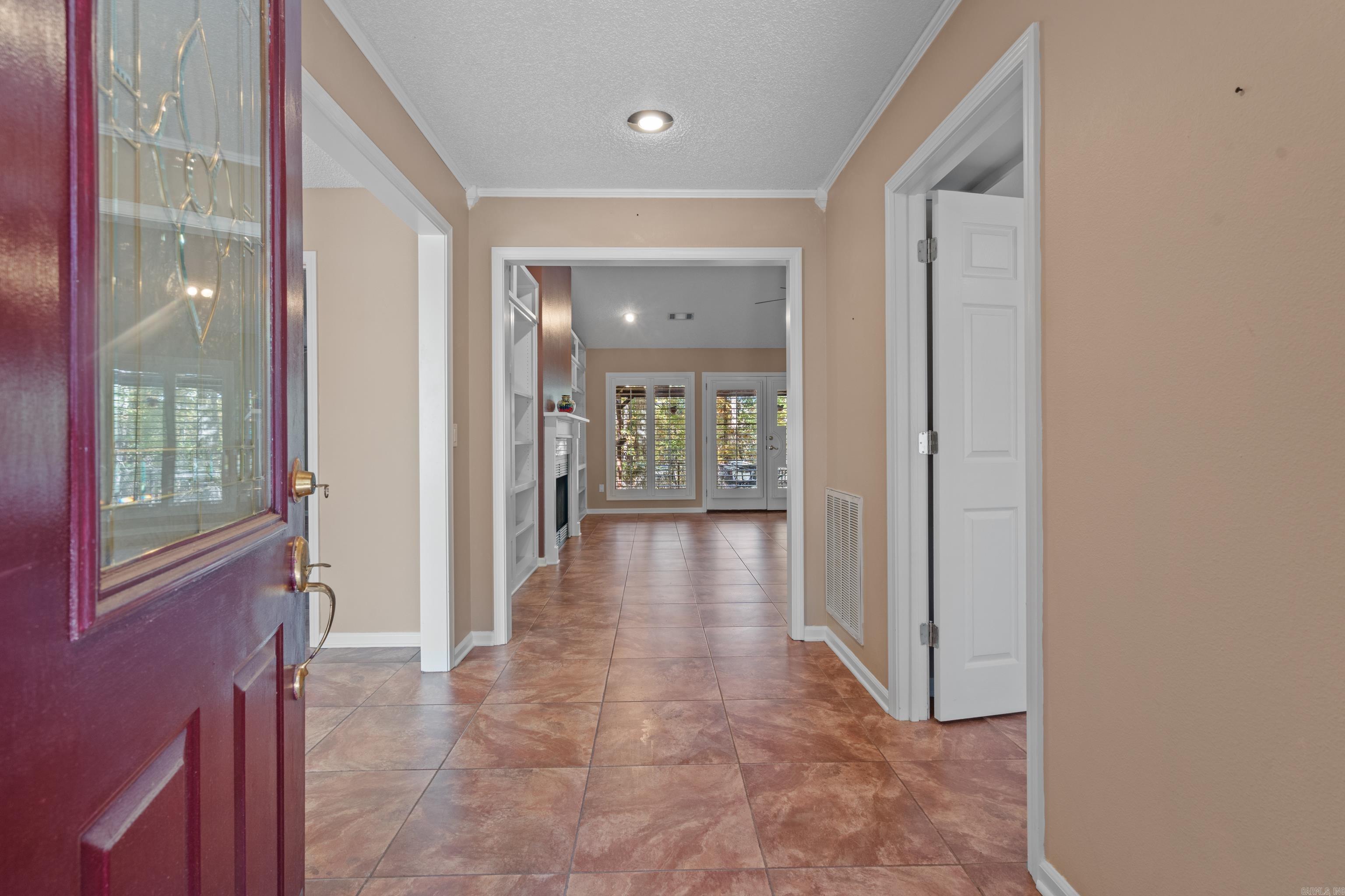 1 Alava  Hot Springs Village, AR