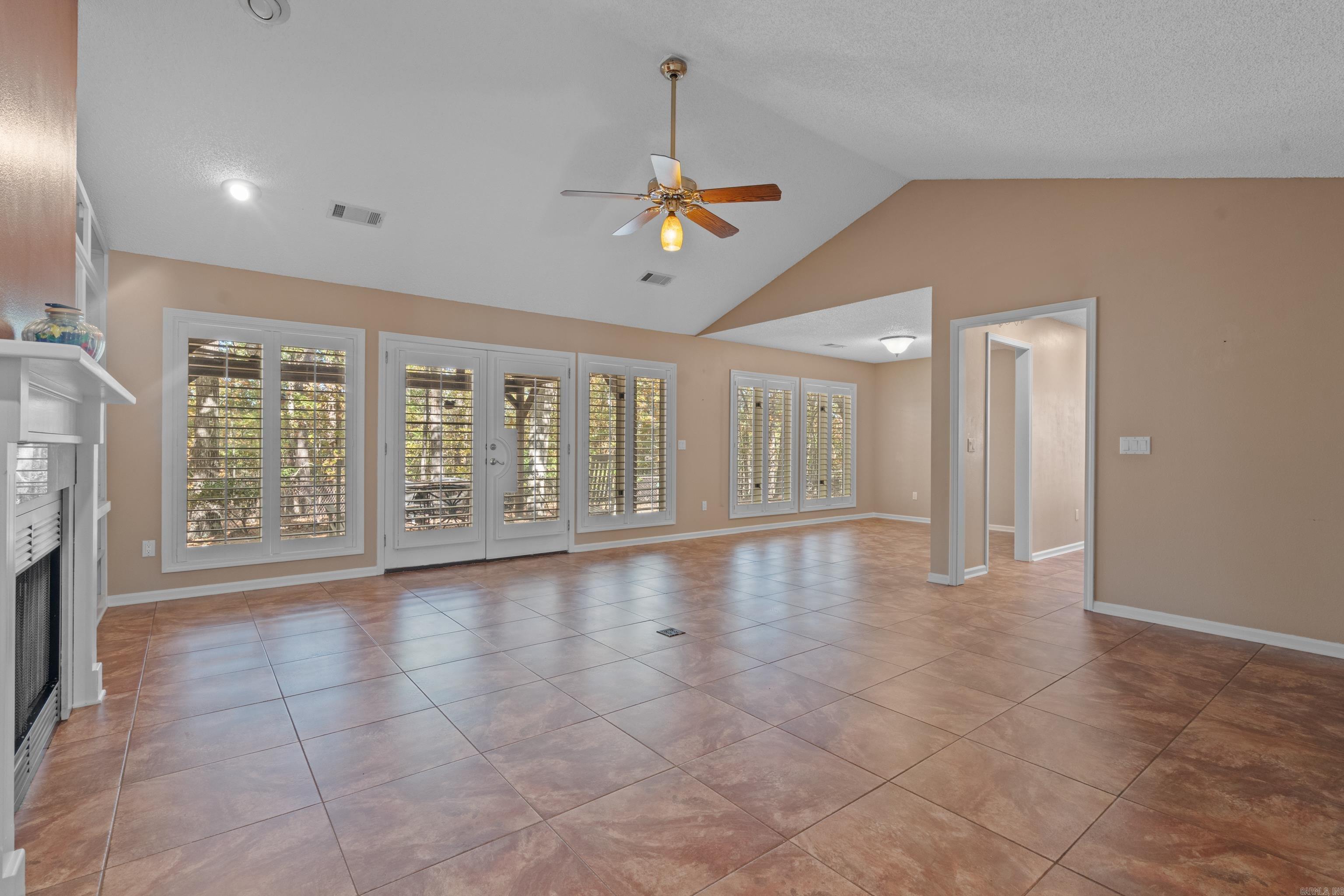 1 Alava  Hot Springs Village, AR