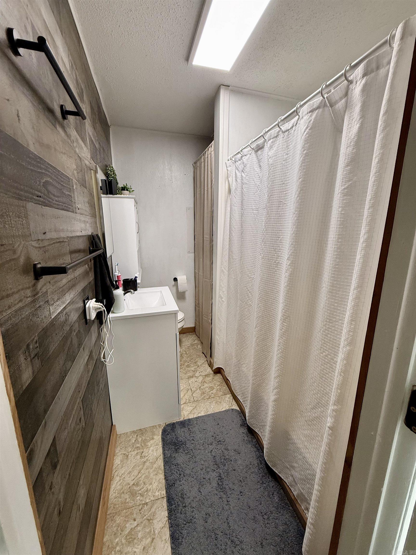 5173 Old Military Road  Mountain Home, AR