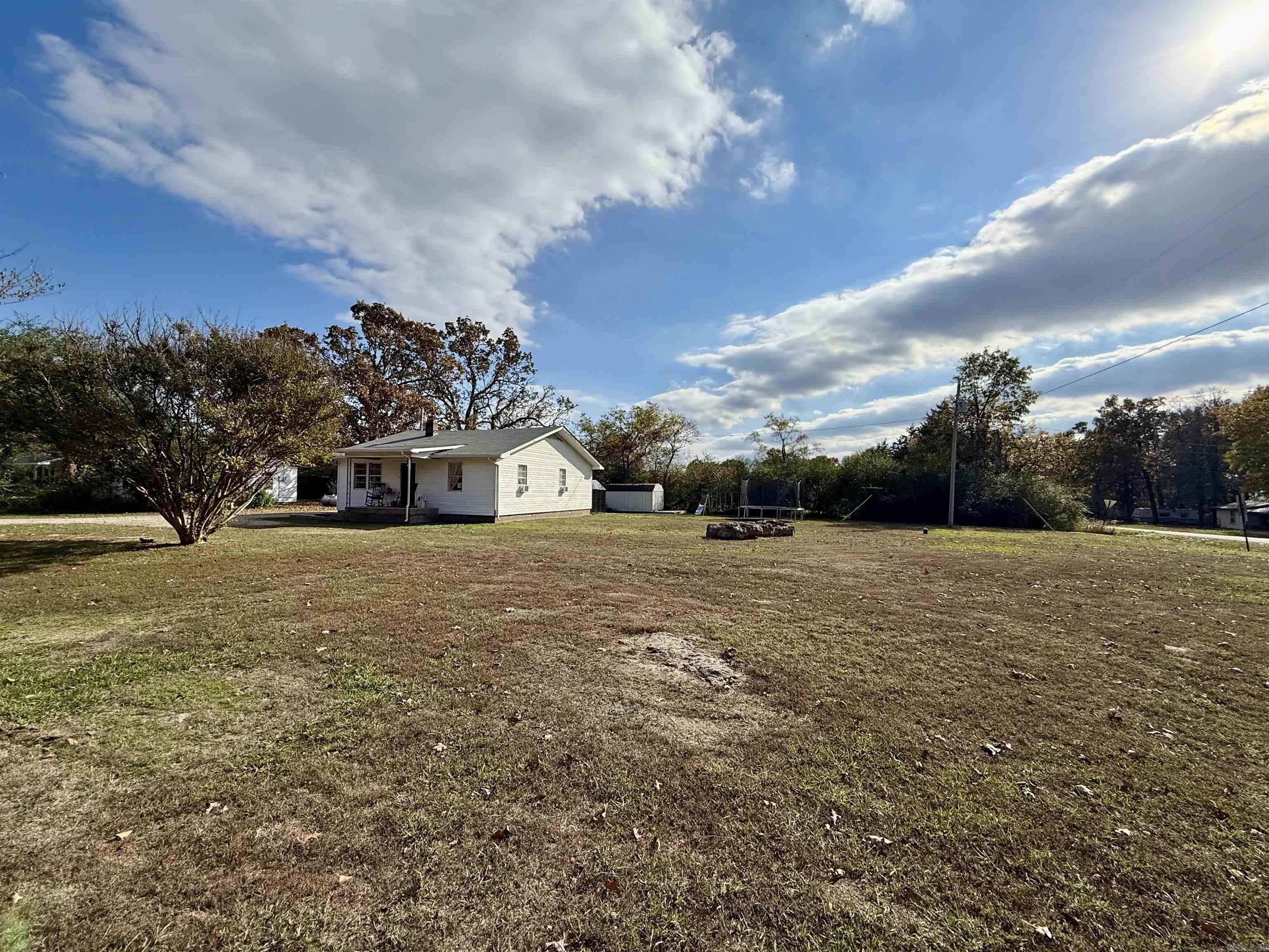 5173 Old Military Road  Mountain Home, AR