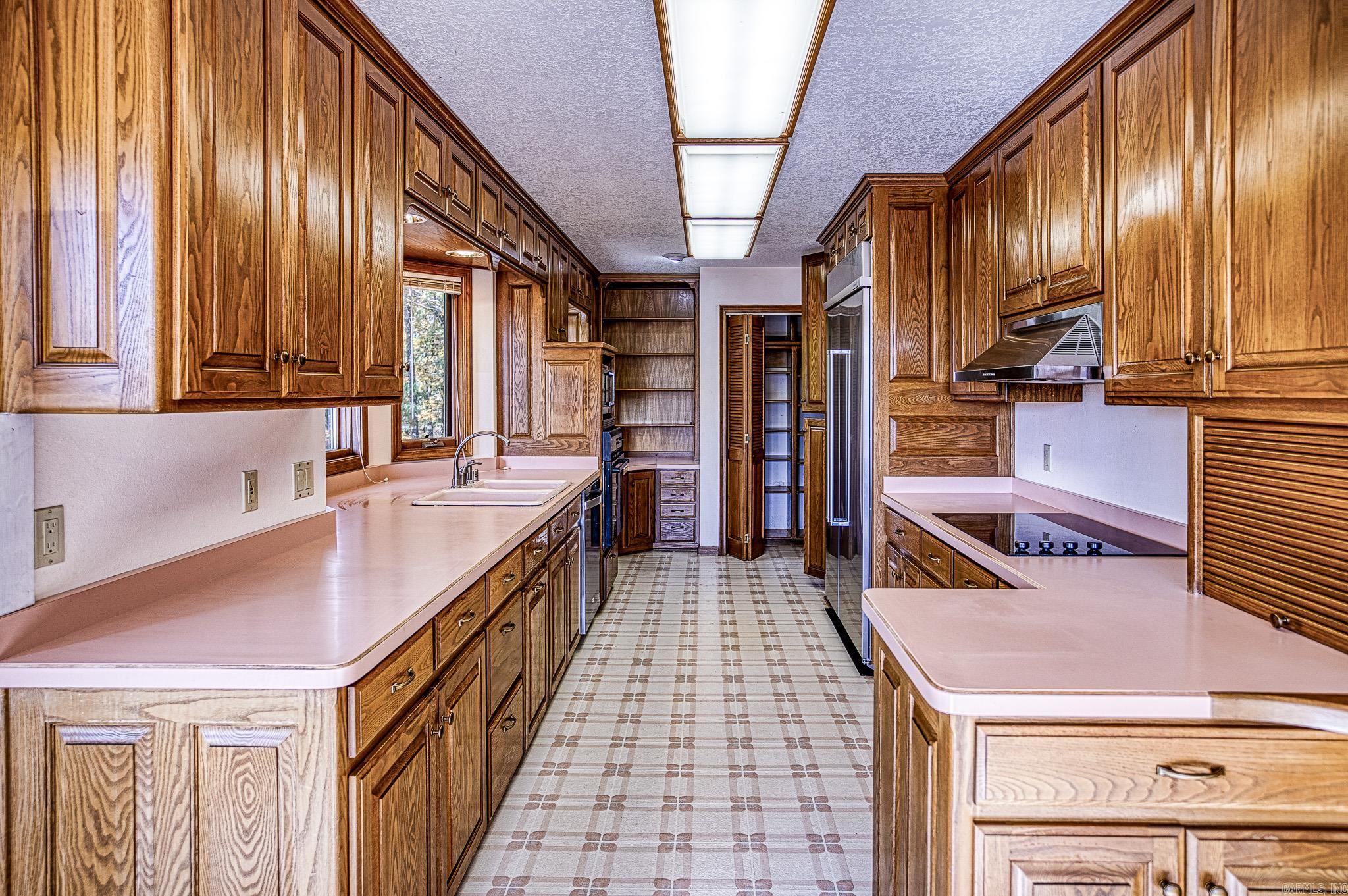 148 Castano Drive Hot Springs Village, AR 71909