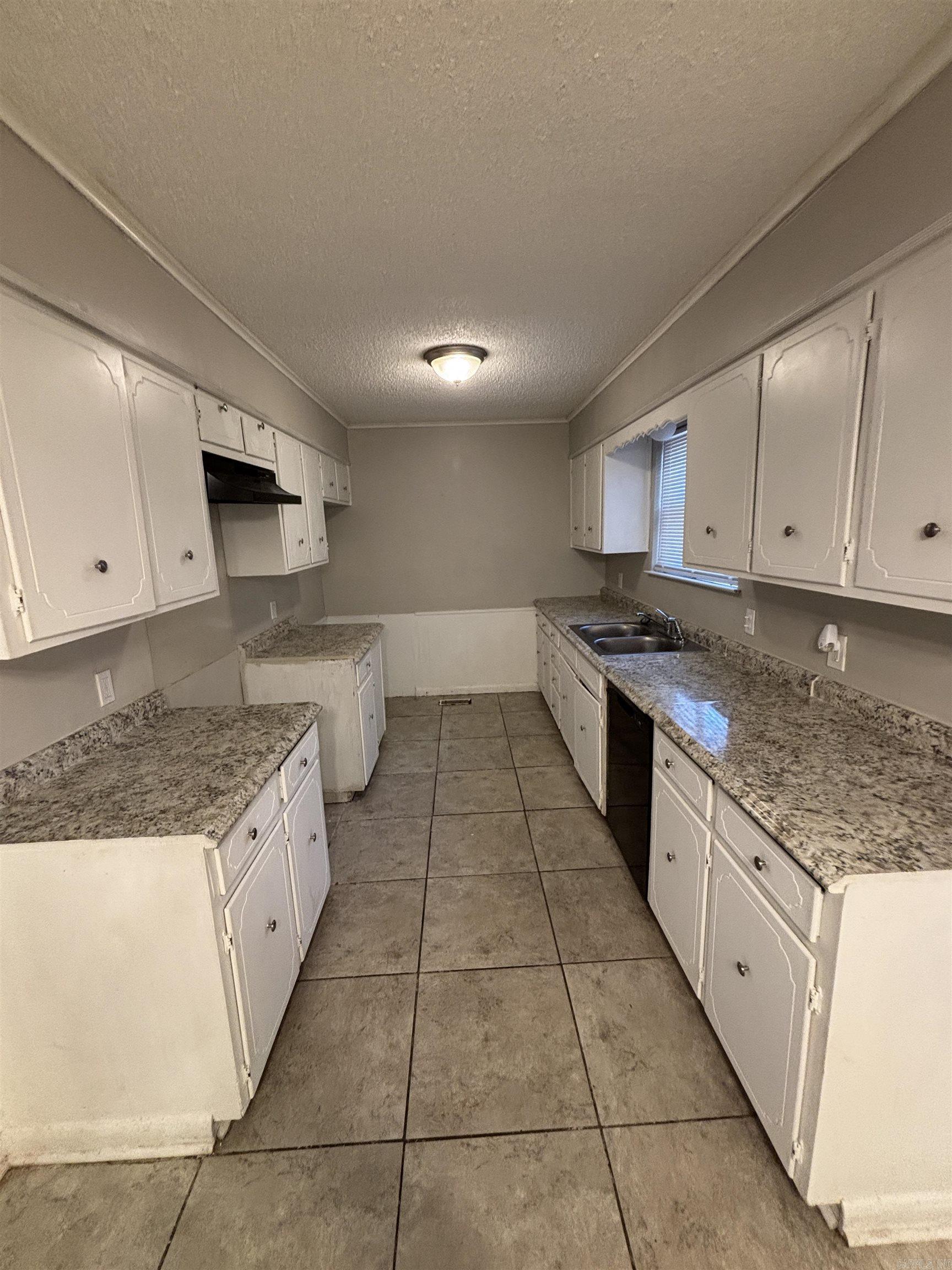 104 Foxdell  Jacksonville, AR