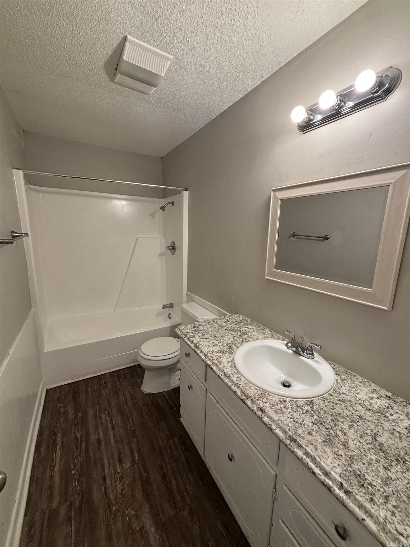 104 Foxdell  Jacksonville, AR