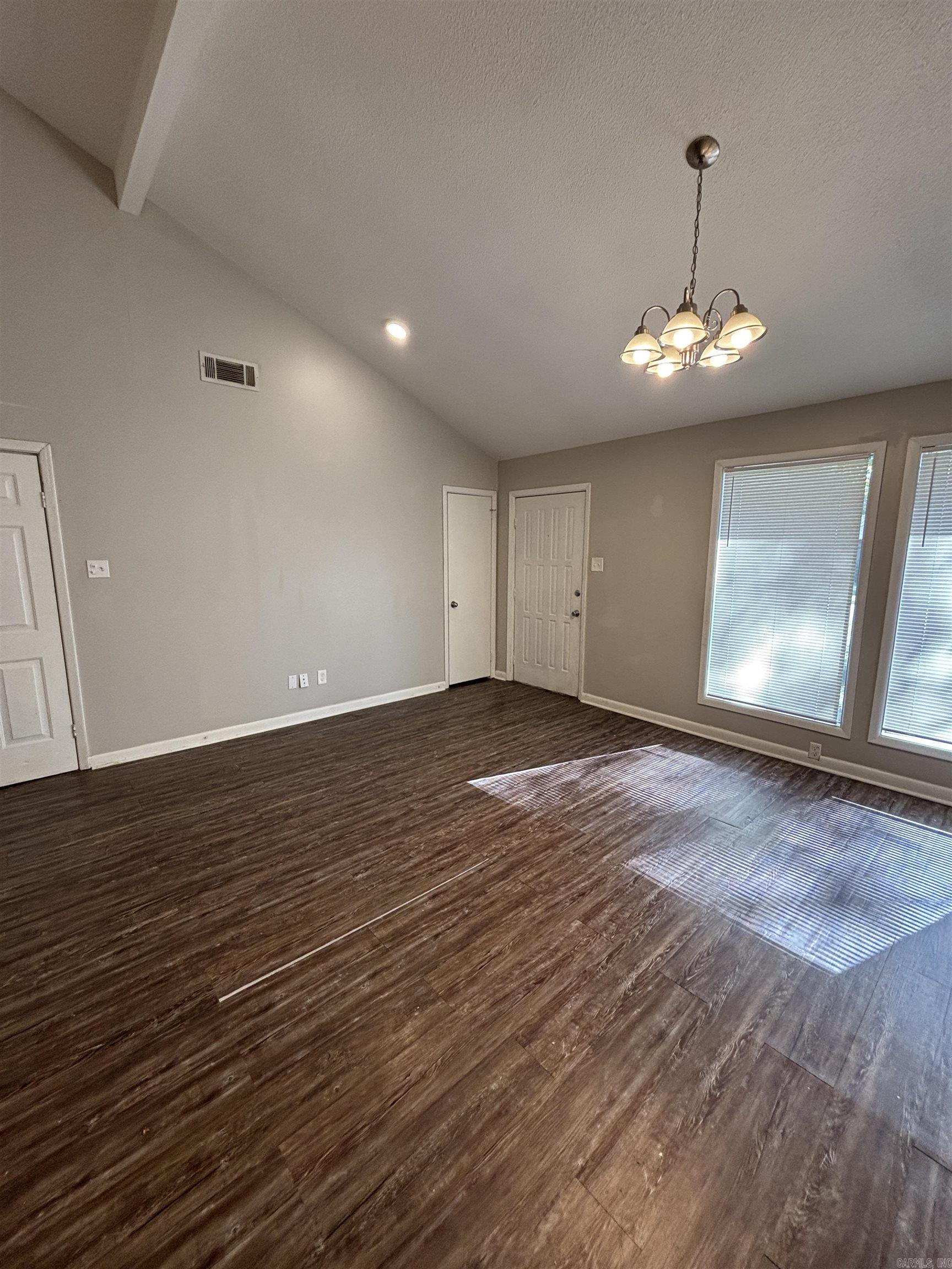 104 Foxdell  Jacksonville, AR