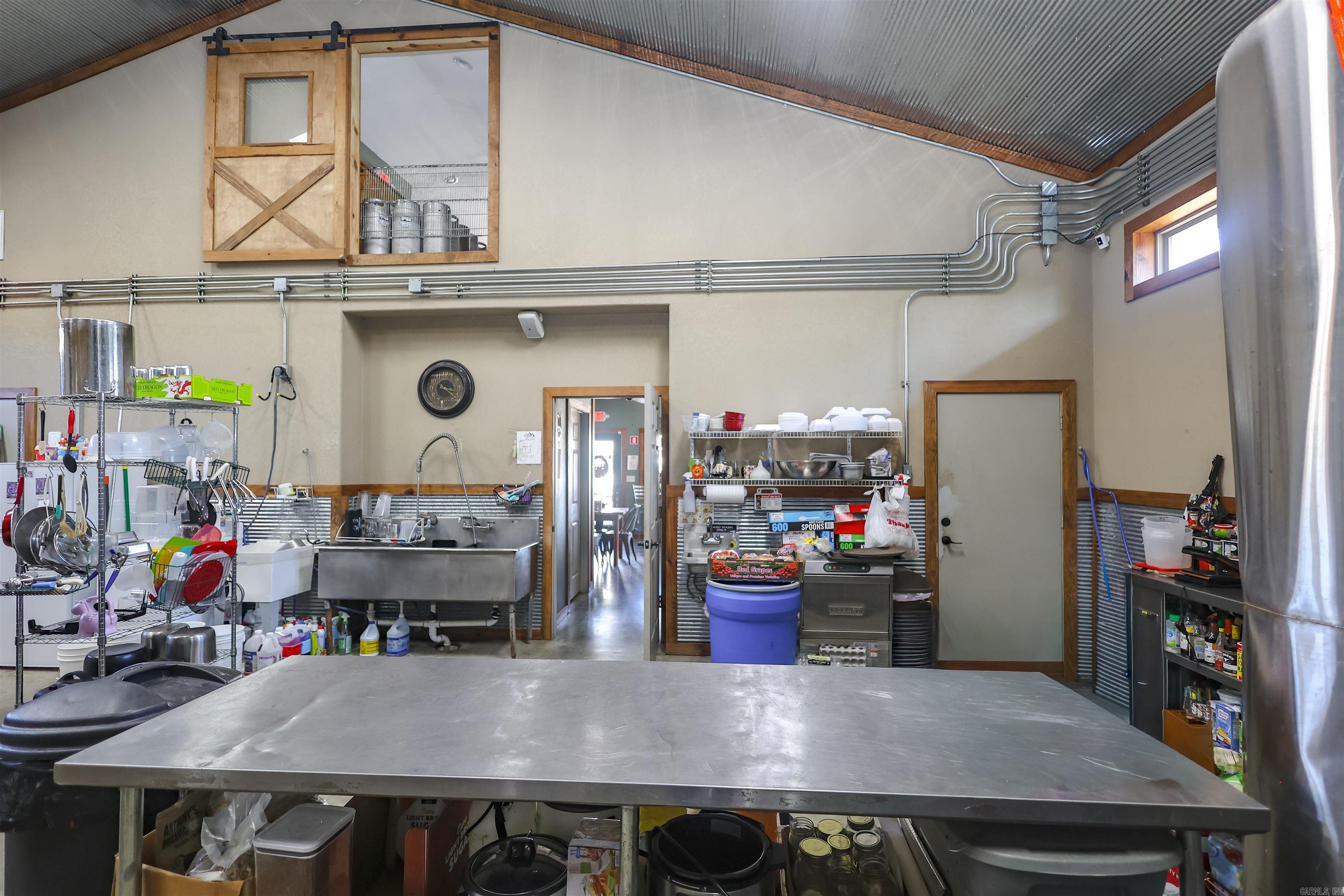 113 S Main  Amity, AR