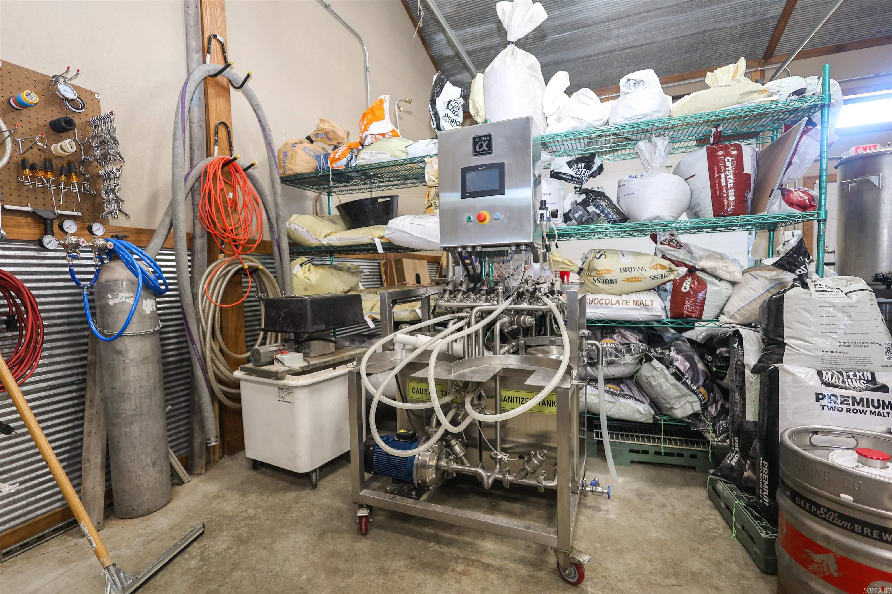 113 S Main  Amity, AR