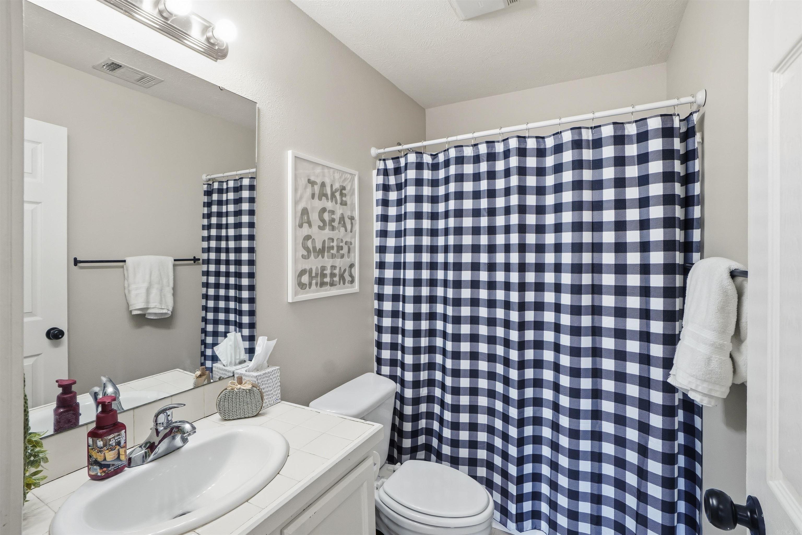 135 Shiloh Drive Conway, AR 72032