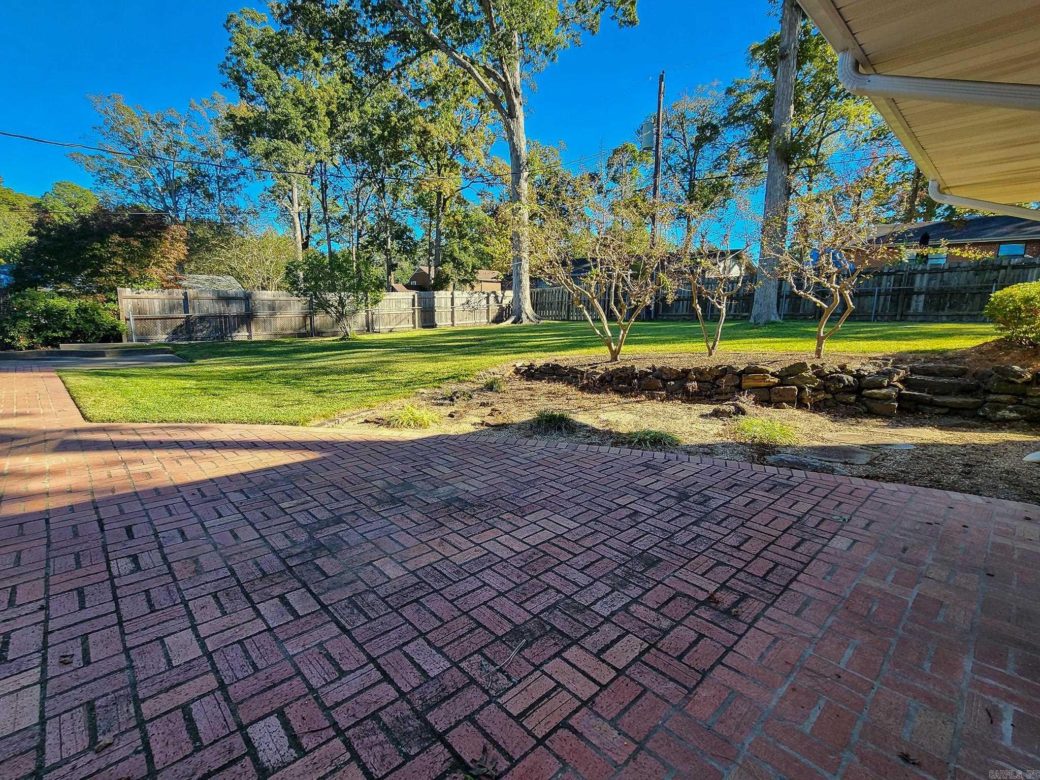 1913 W Oak  El Dorado, AR