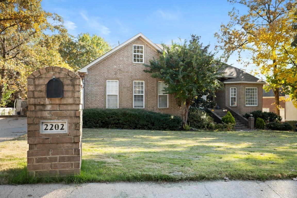 2202 Autumn Dr Jonesboro, AR 72404