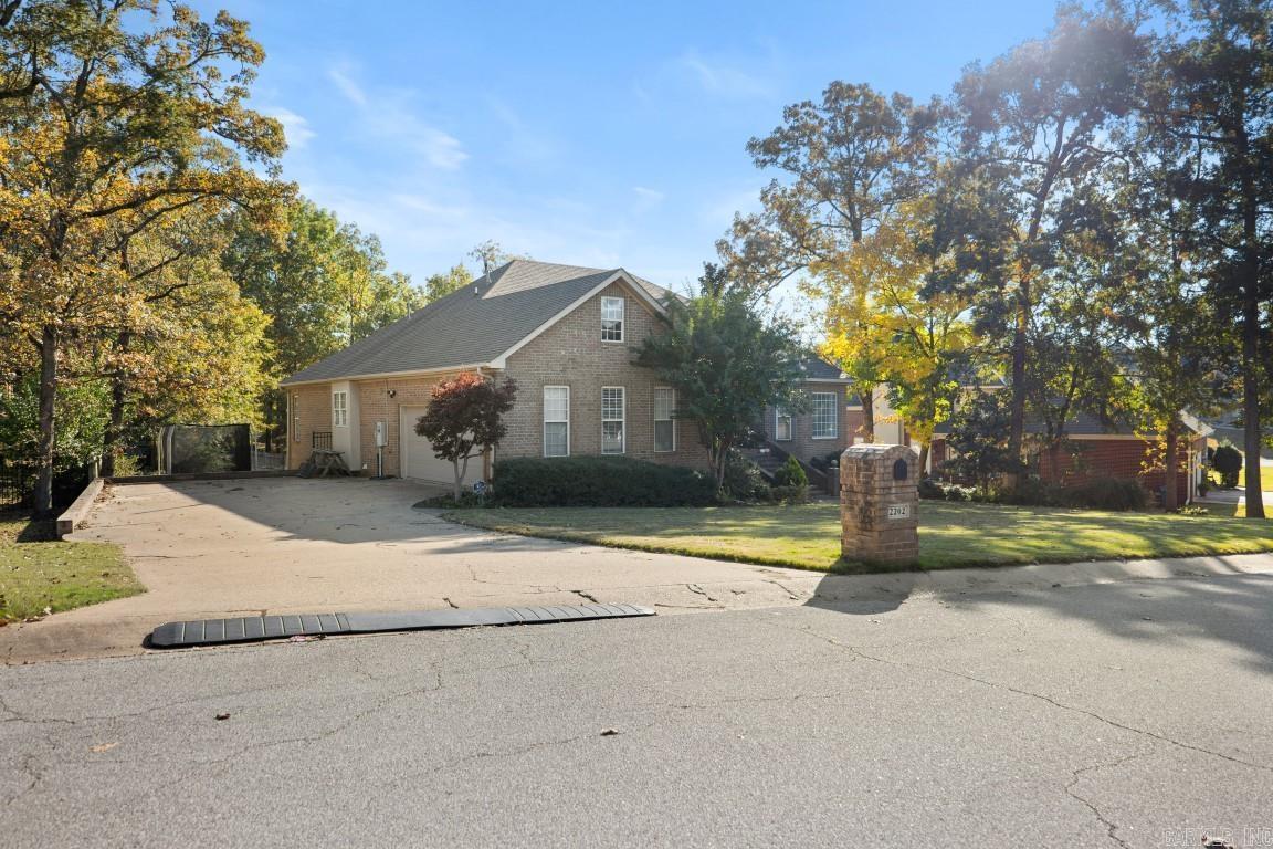 2202 Autumn Dr Jonesboro, AR 72404
