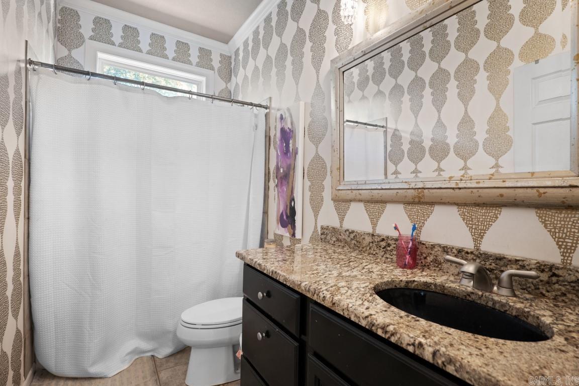 2202 Autumn Dr Jonesboro, AR 72404