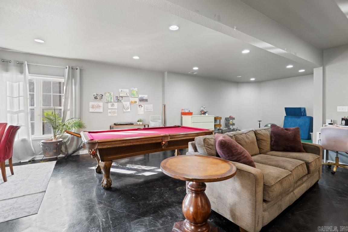 2202 Autumn Dr Jonesboro, AR 72404