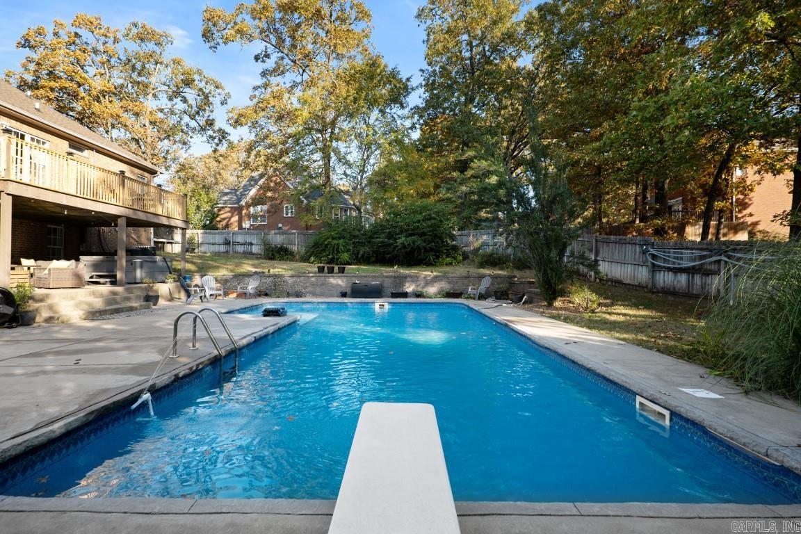 2202 Autumn Dr Jonesboro, AR 72404