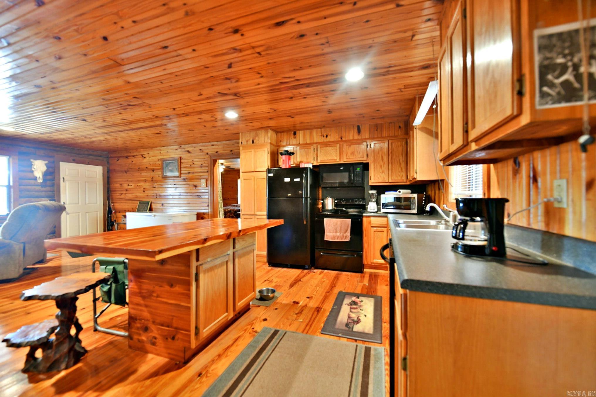 403 Polk Road 69 Mena, AR 71953