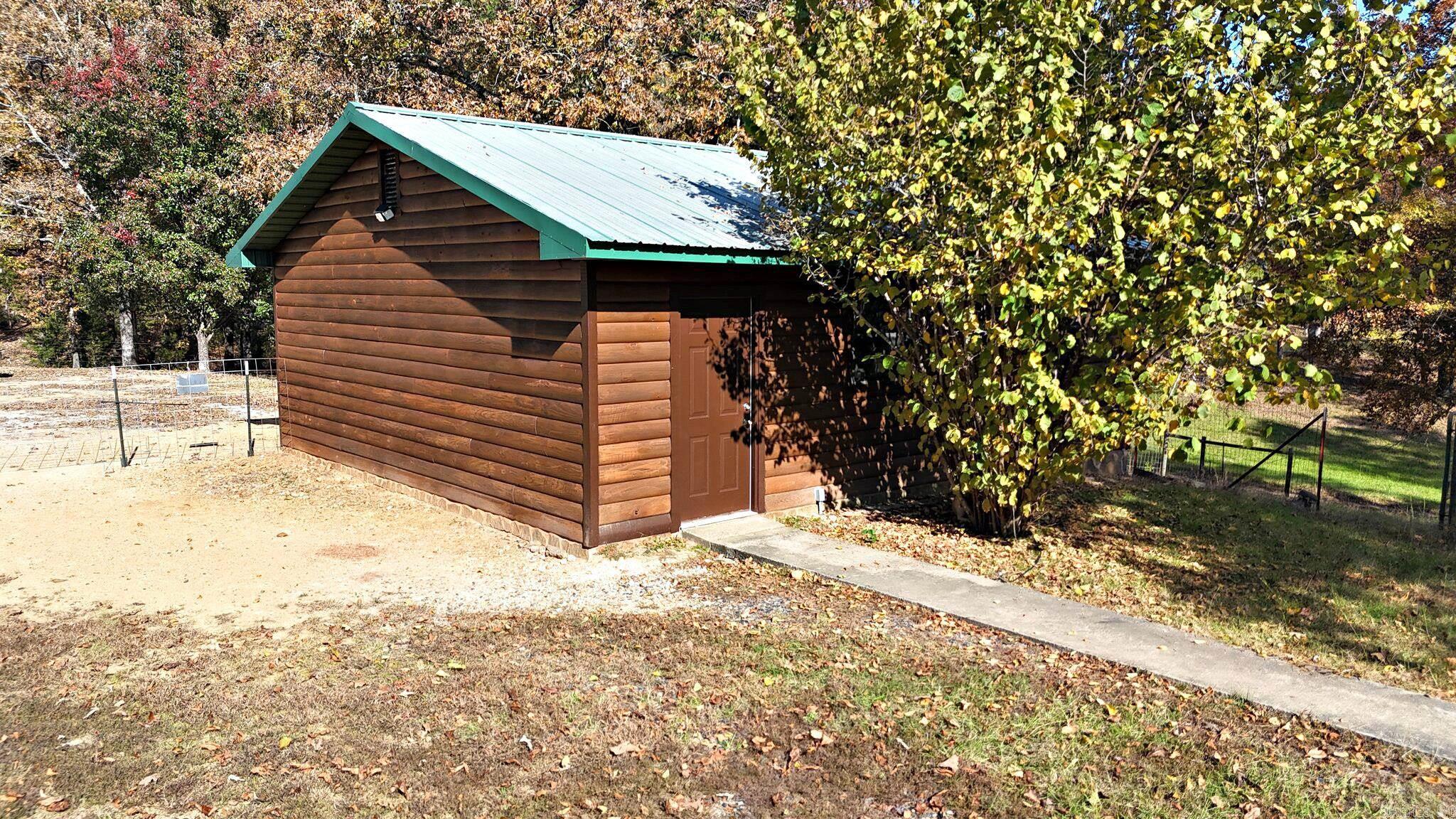 403 Polk Road 69 Mena, AR 71953