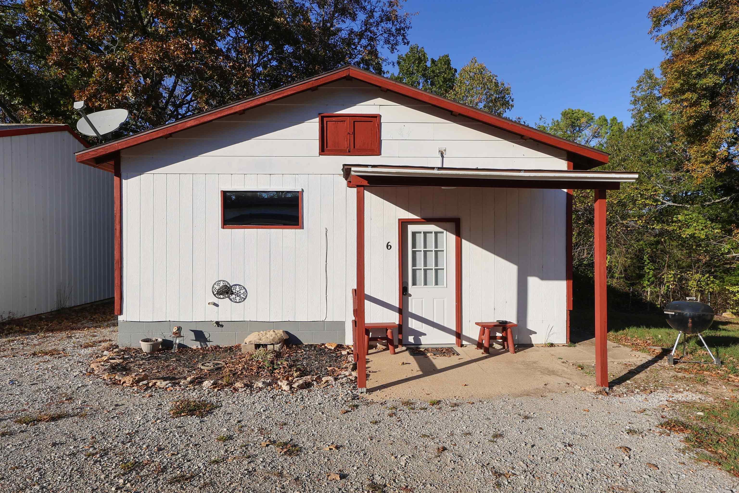 2655 Highway 101  Gamaliel, AR