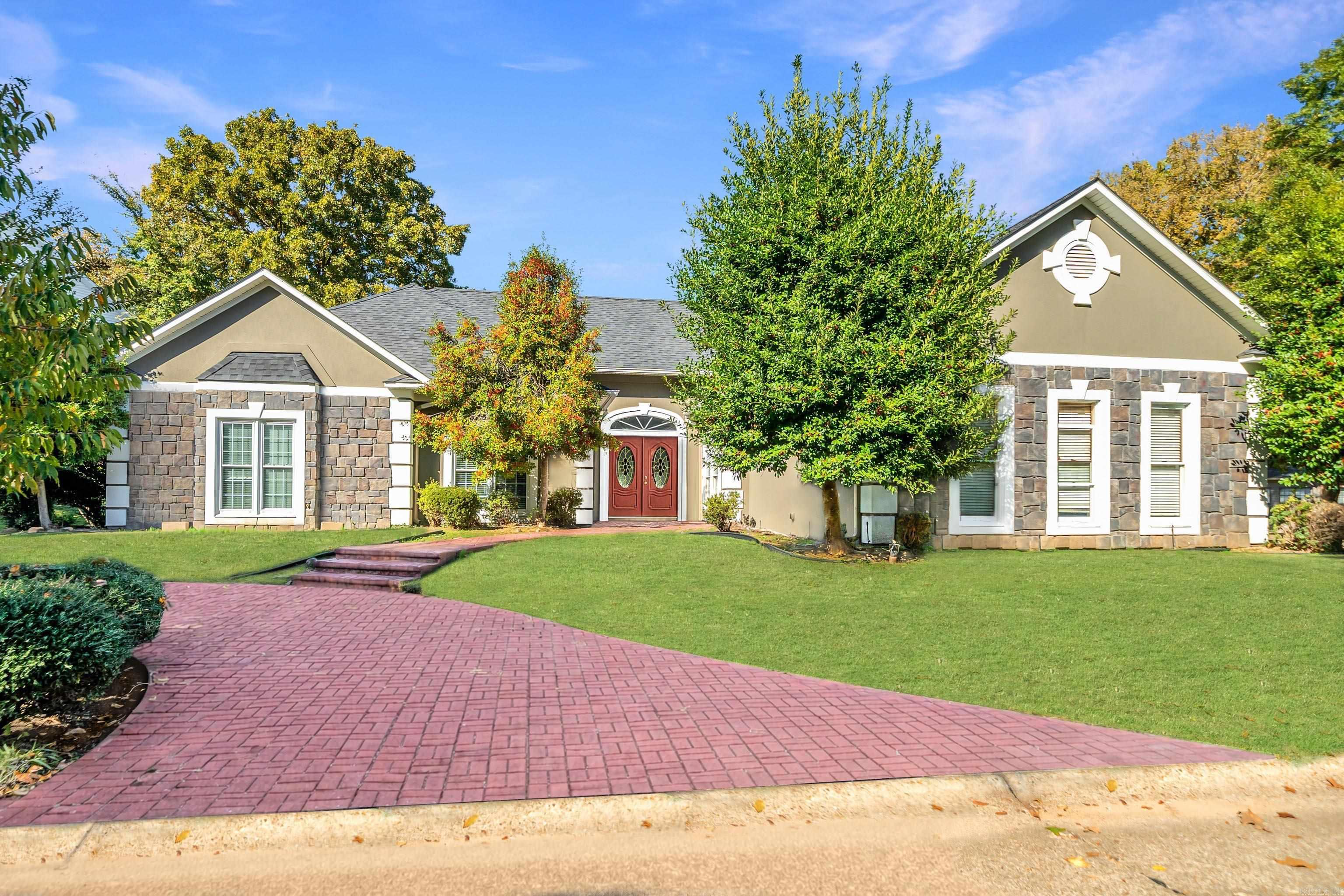 220 Osprey Drive Hot Springs, AR 71913