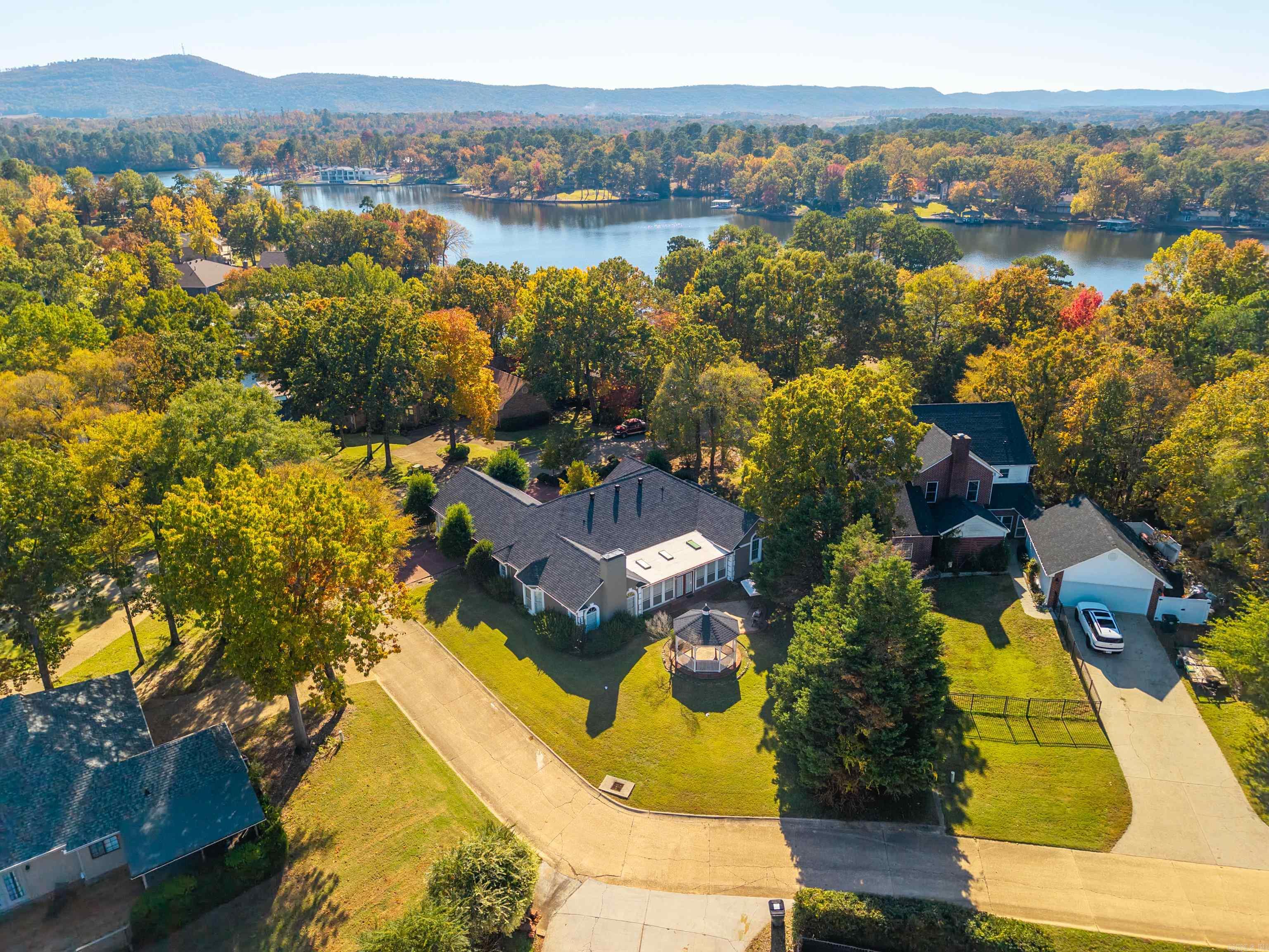 220 Osprey Drive Hot Springs, AR 71913