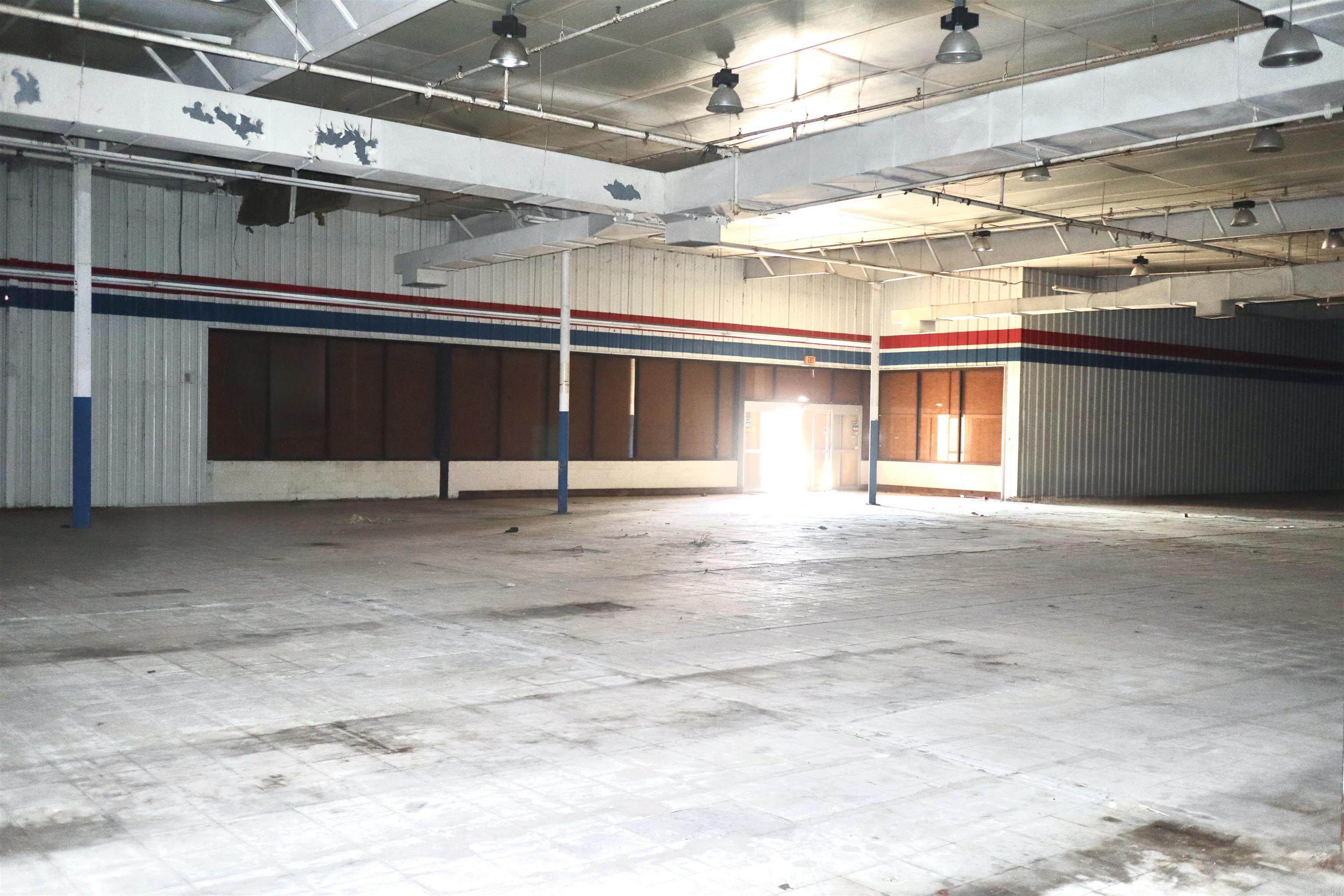 956 E Main St  Blytheville, AR