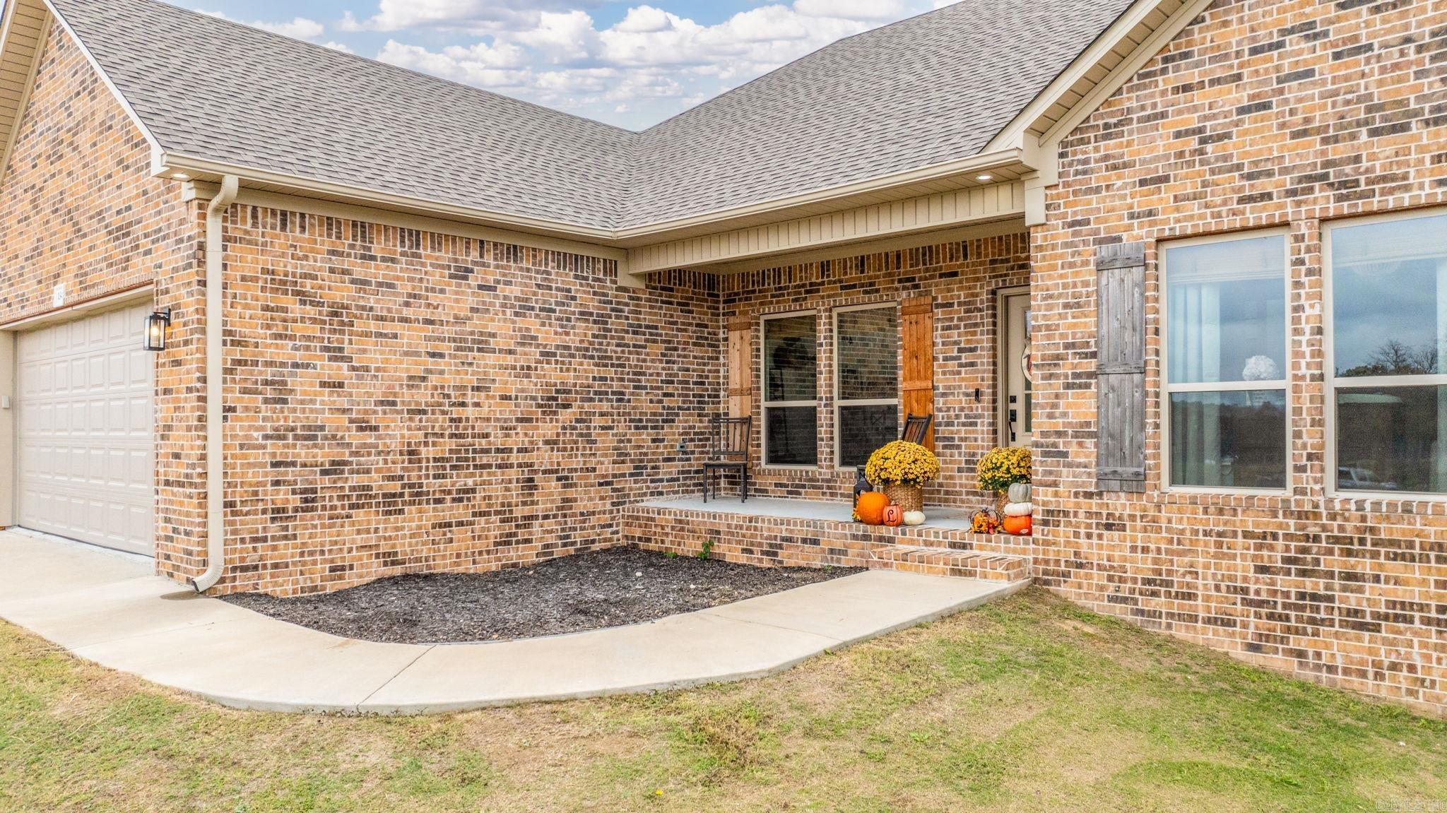 134 Blackjack Rd.  Greenbrier, AR