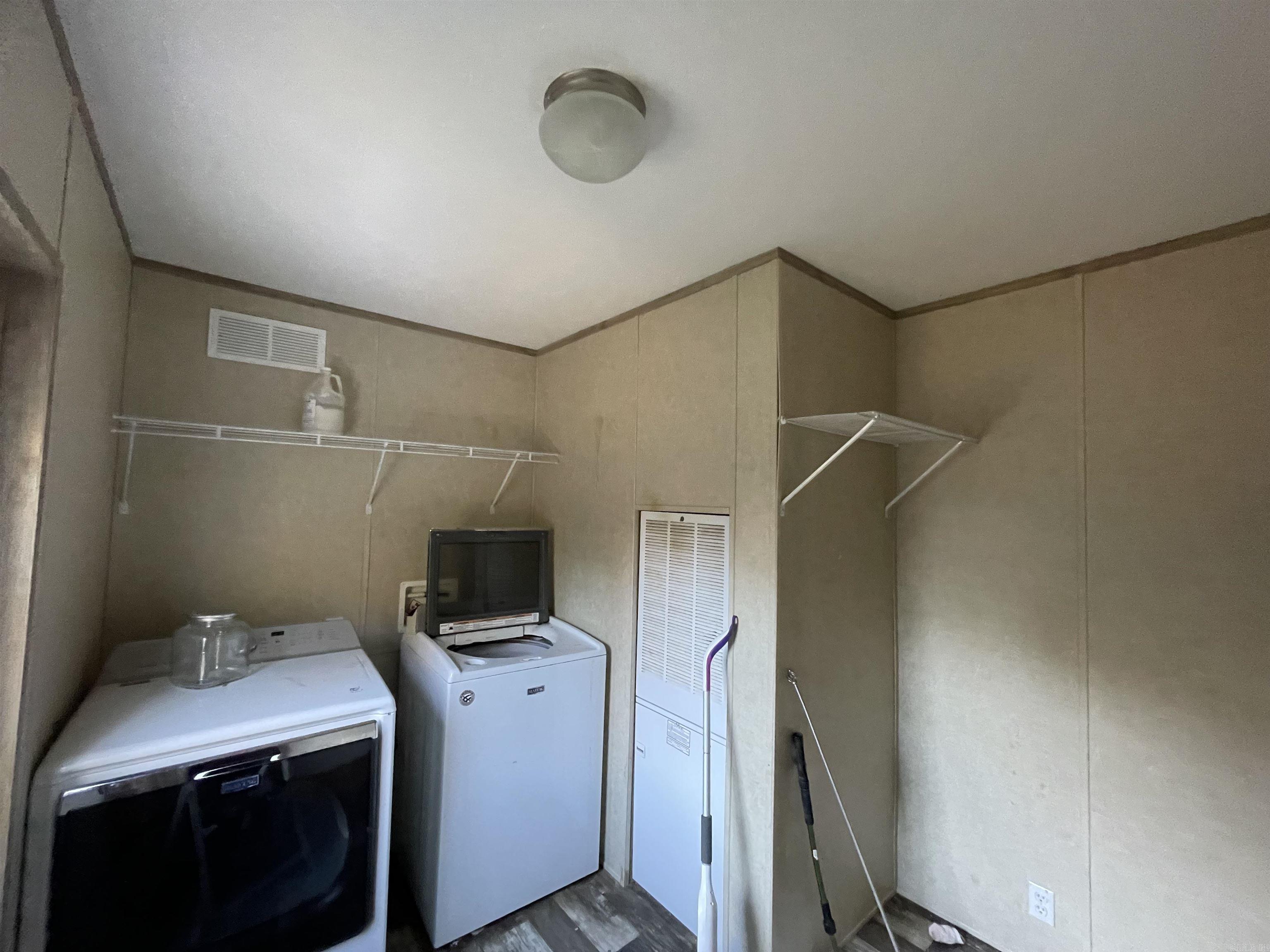 826 Polk Road 23  Cove, AR