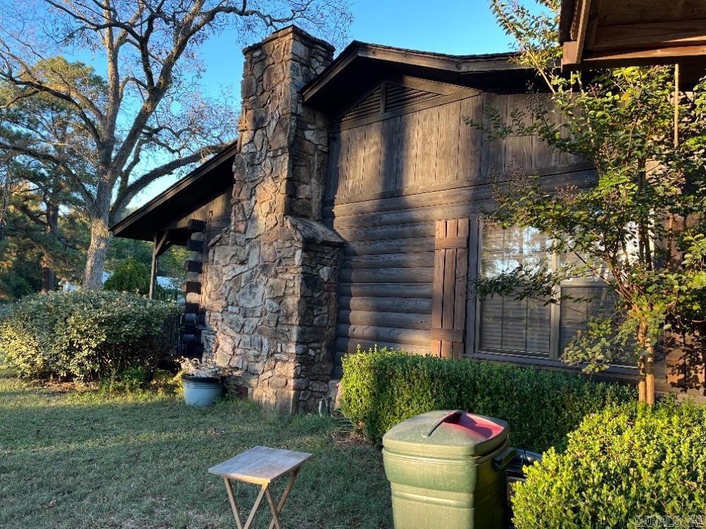 811 Chambersville Rd Fordyce, AR 71742