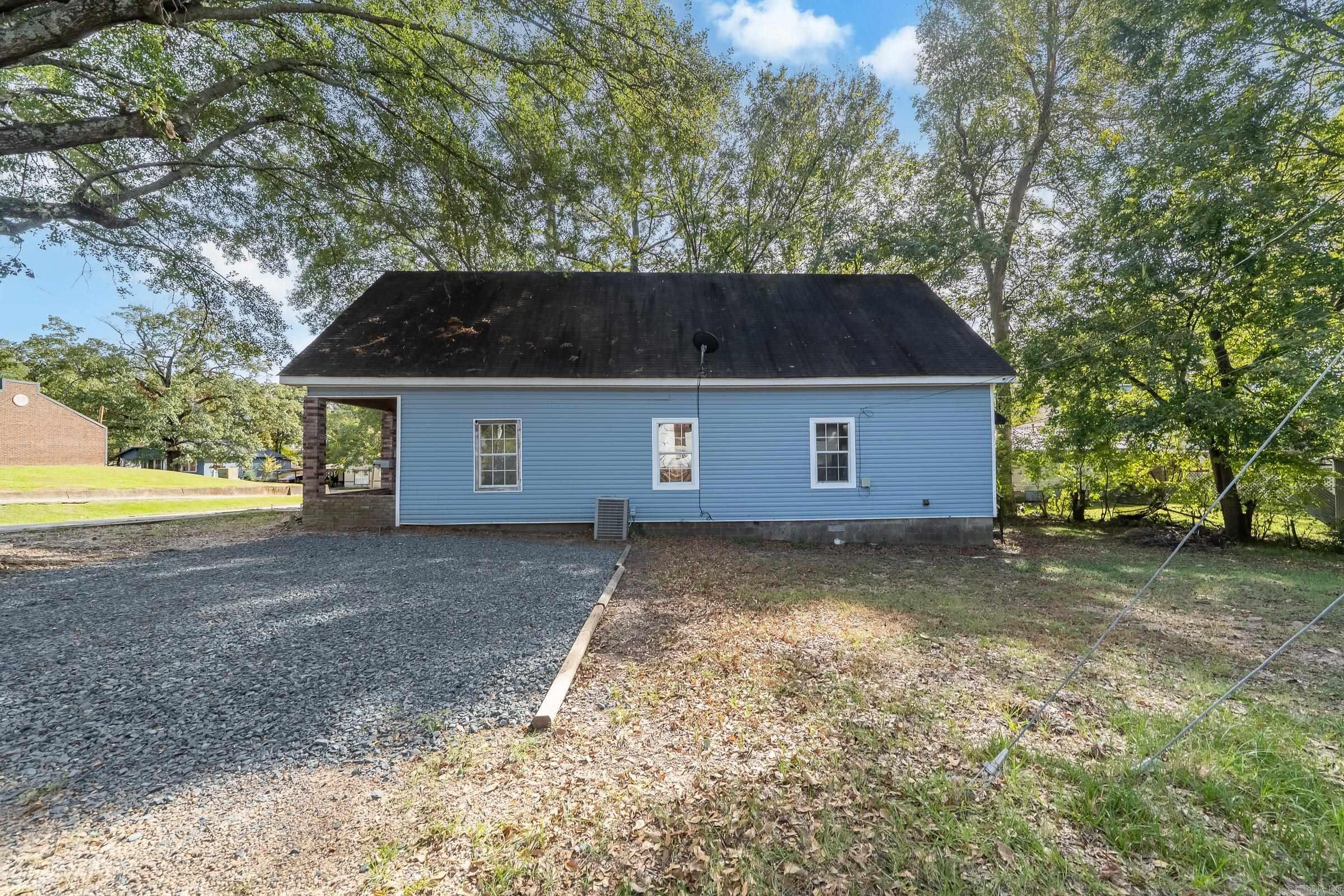 407 N 4Th St  De Queen, AR