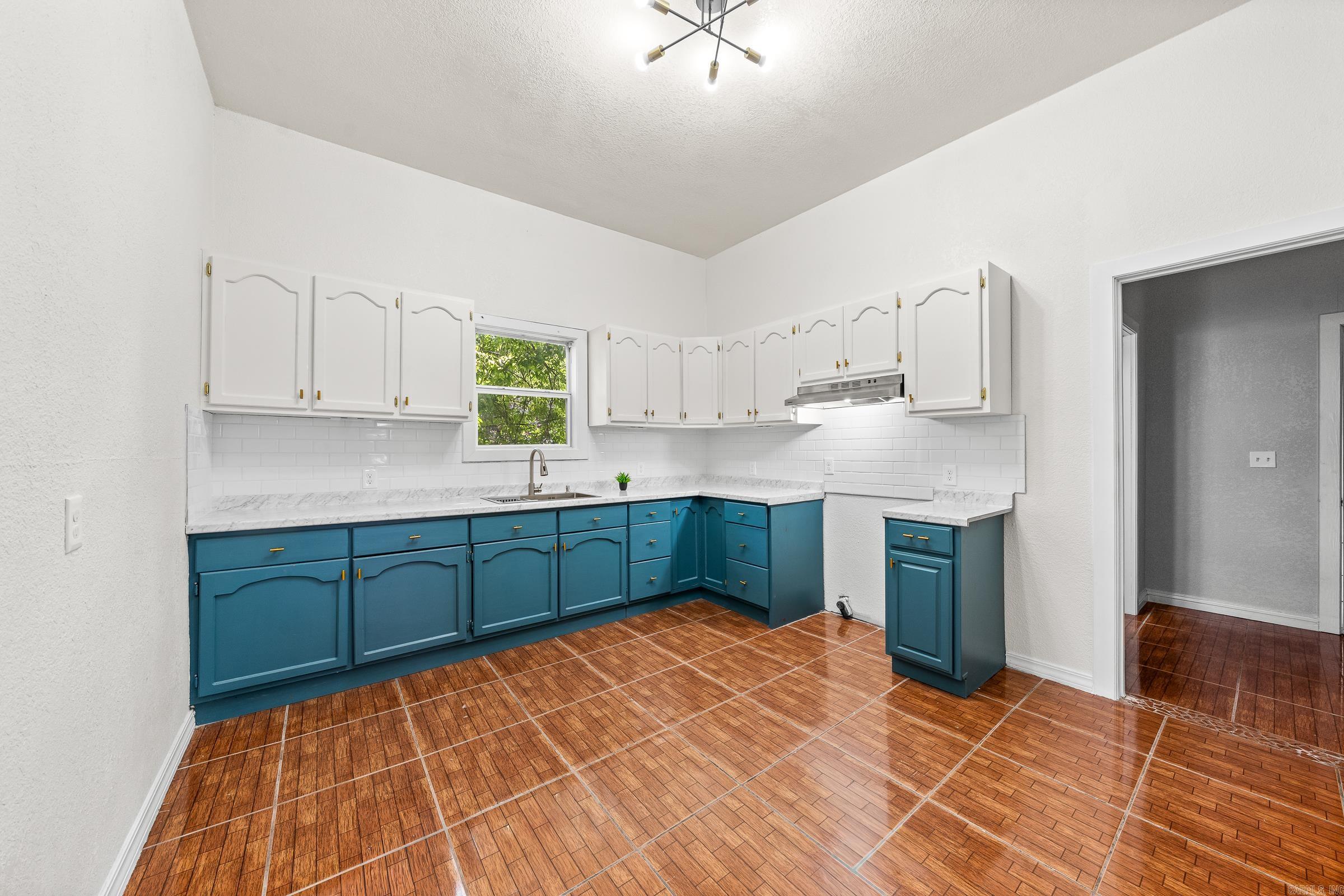 407 N 4Th St  De Queen, AR