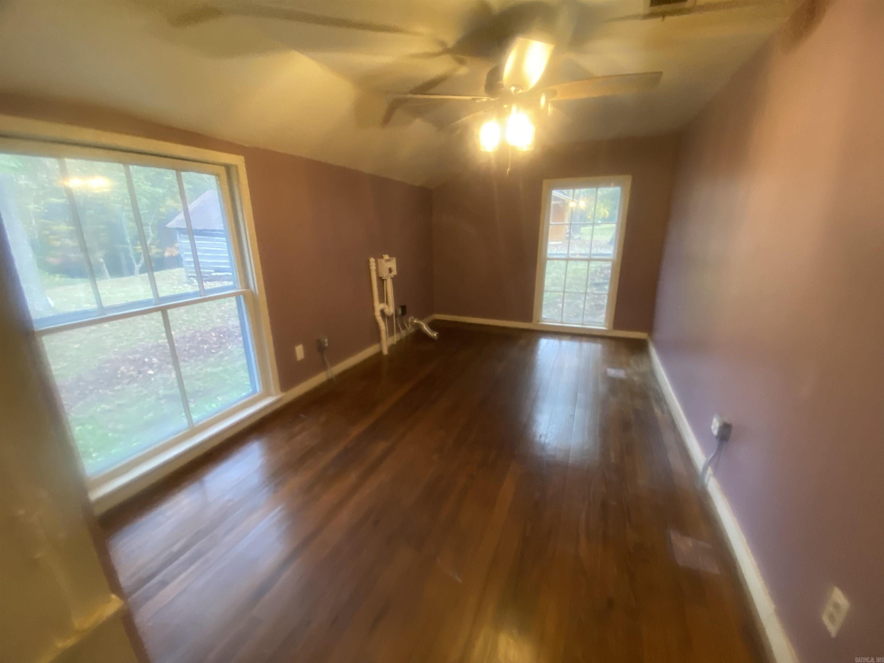 250 Jamestown  Desha, AR