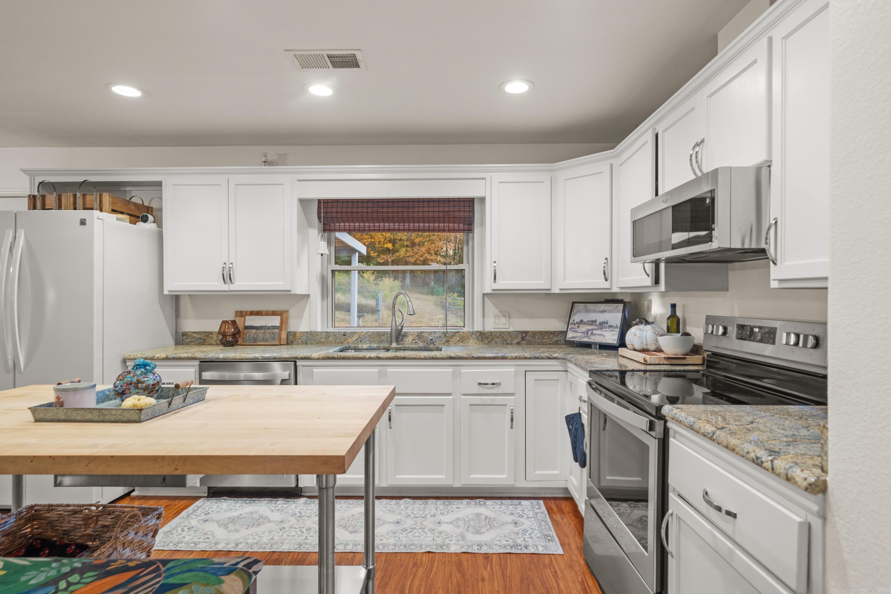 106 Berkshire Hot Springs, AR 71901