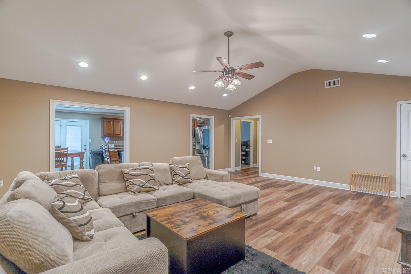 5009 S 28th Street Paragould, AR 72450