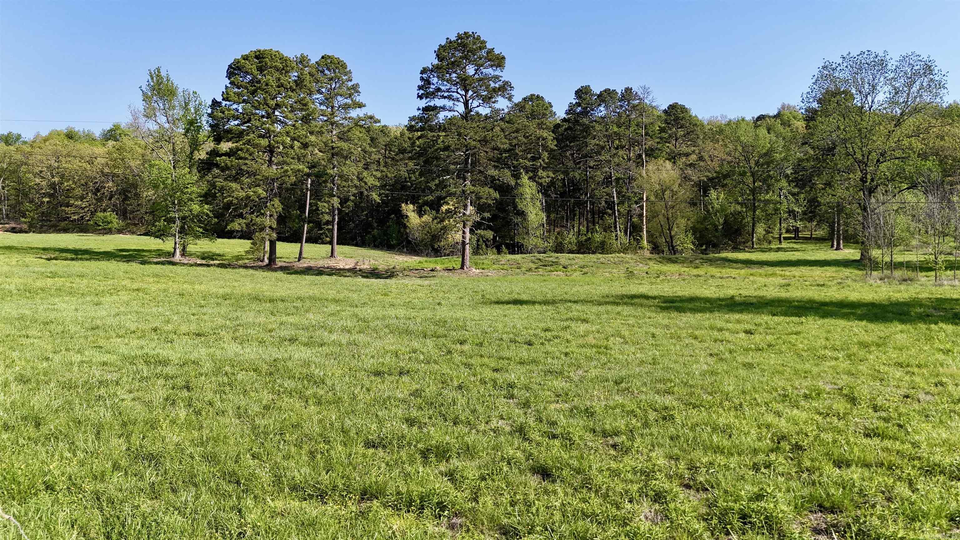 4 acres Mill Creek  Russellville, AR
