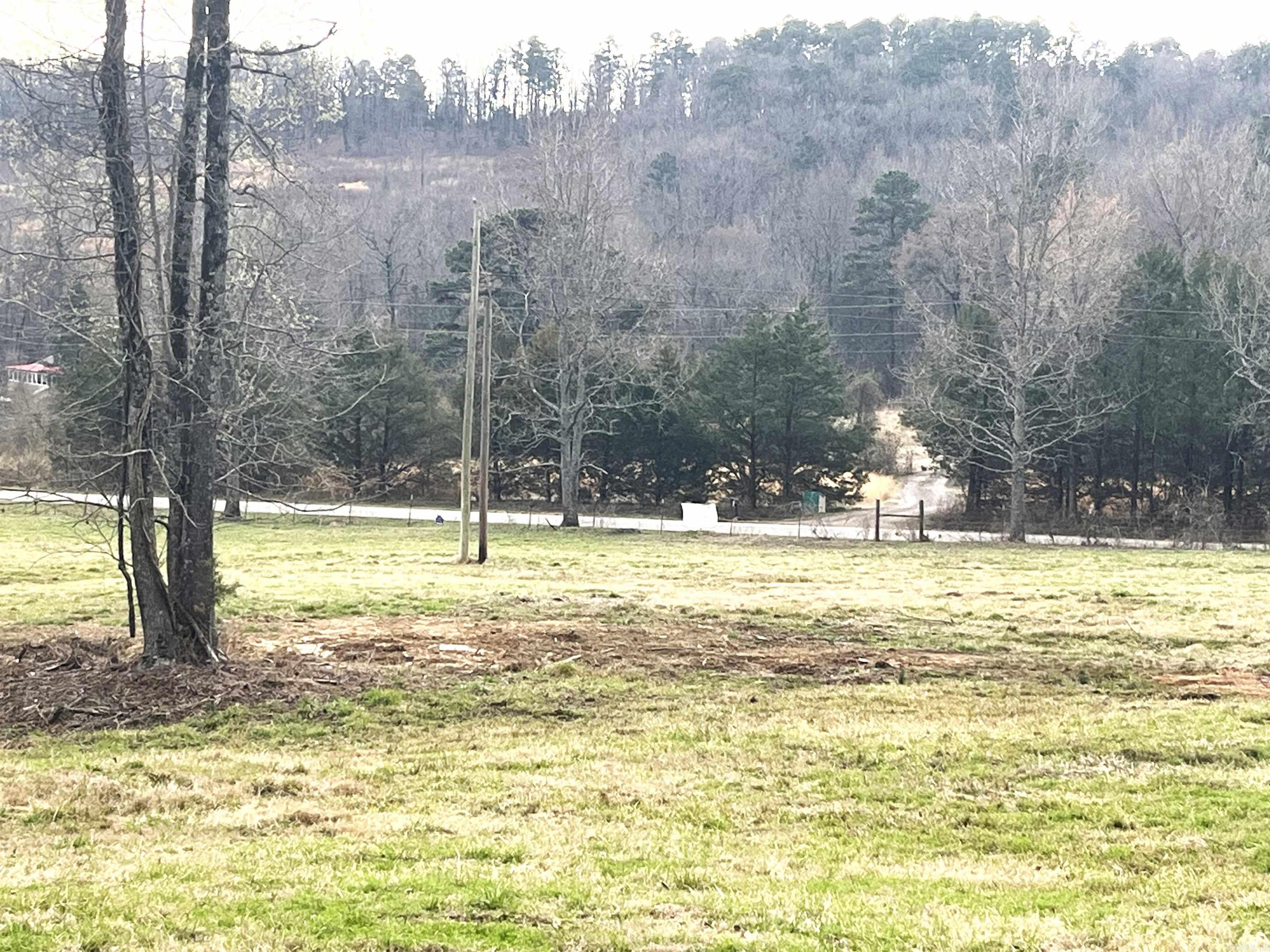 4 acres Mill Creek  Russellville, AR