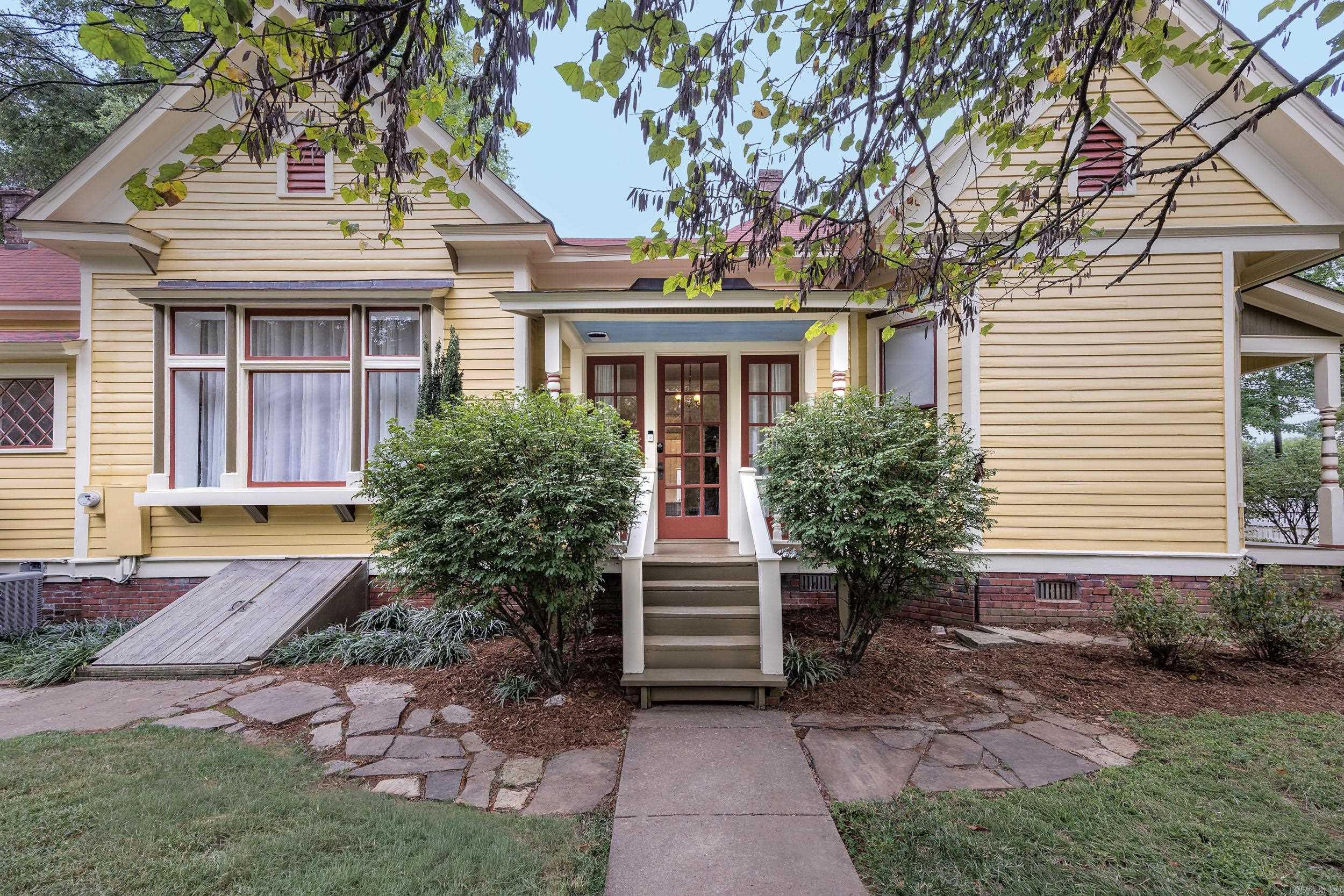 2403 S Arch St  Little Rock, AR